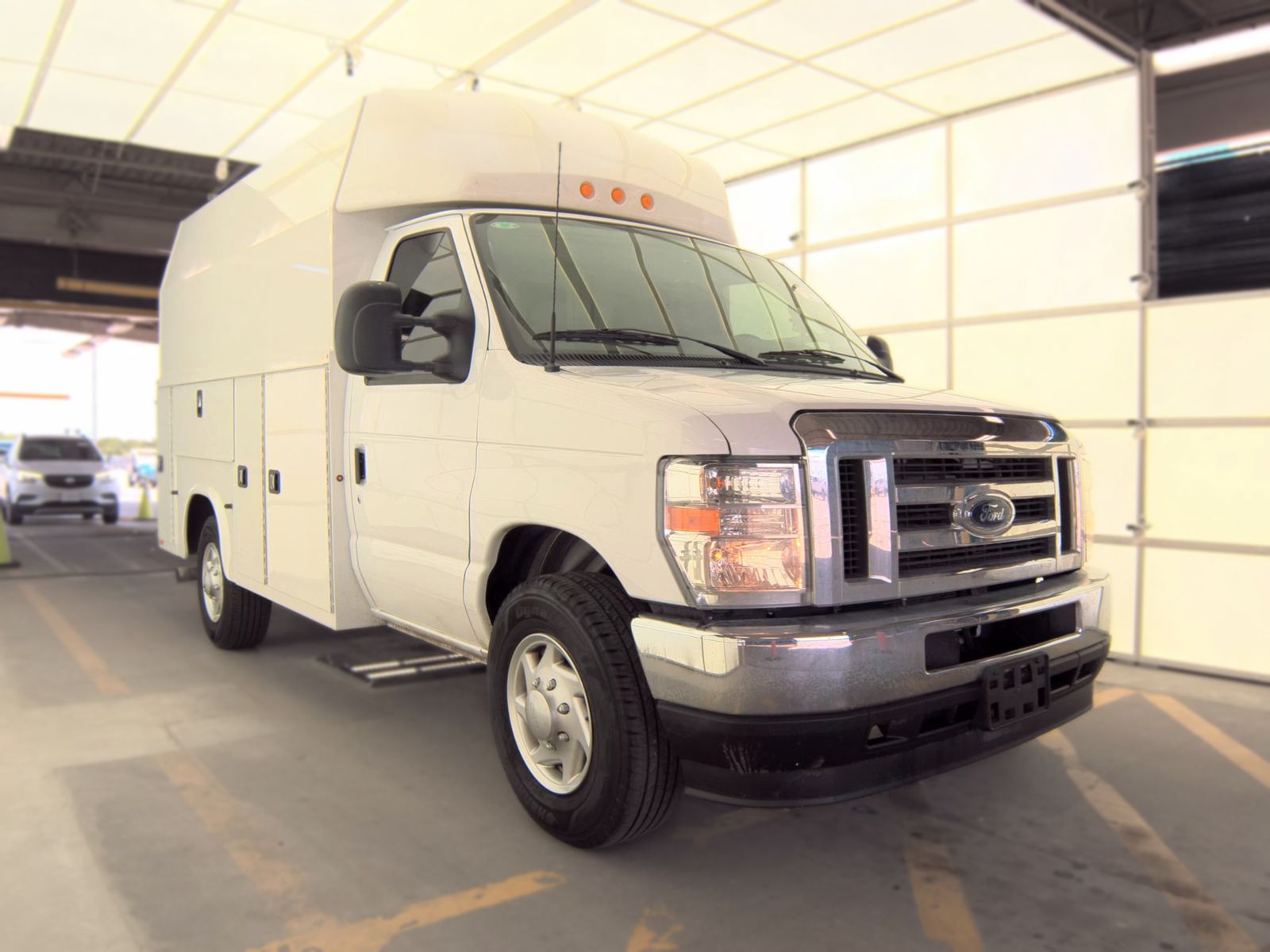 FORD E-350 - 5