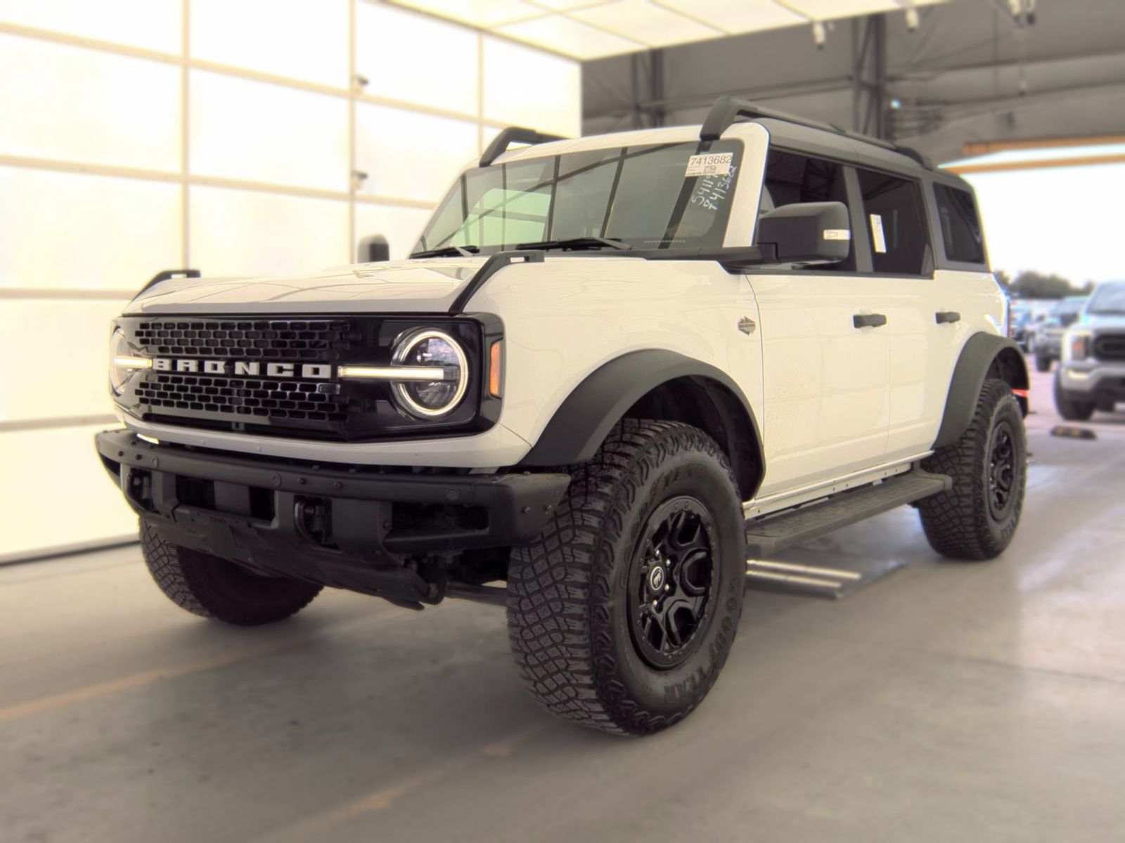 FORD BRONCO - 1