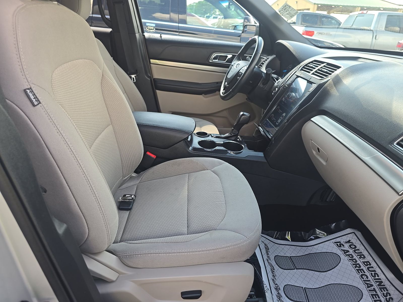 2019 Ford Explorer XLT FWD