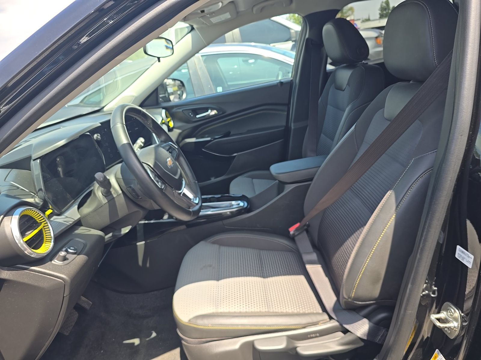 CHEVROLET TRAX - 8