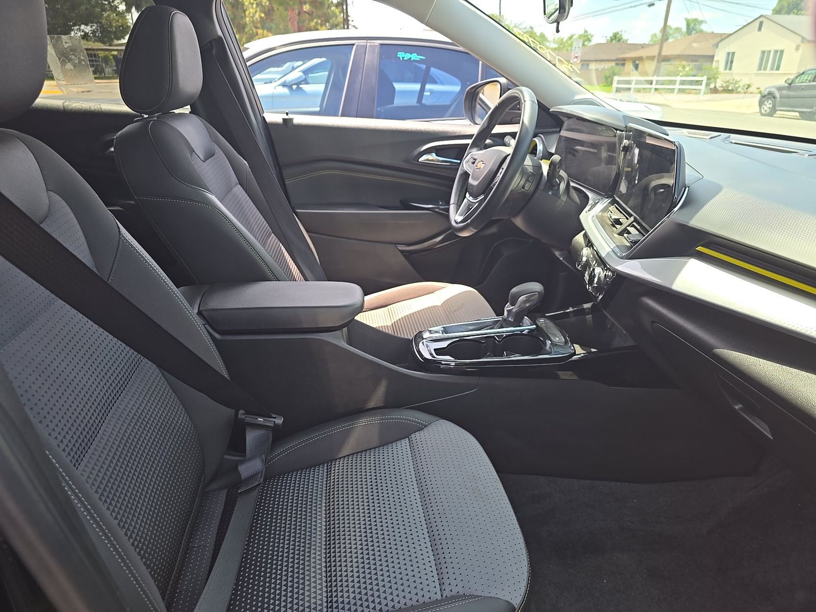 CHEVROLET TRAX - 9