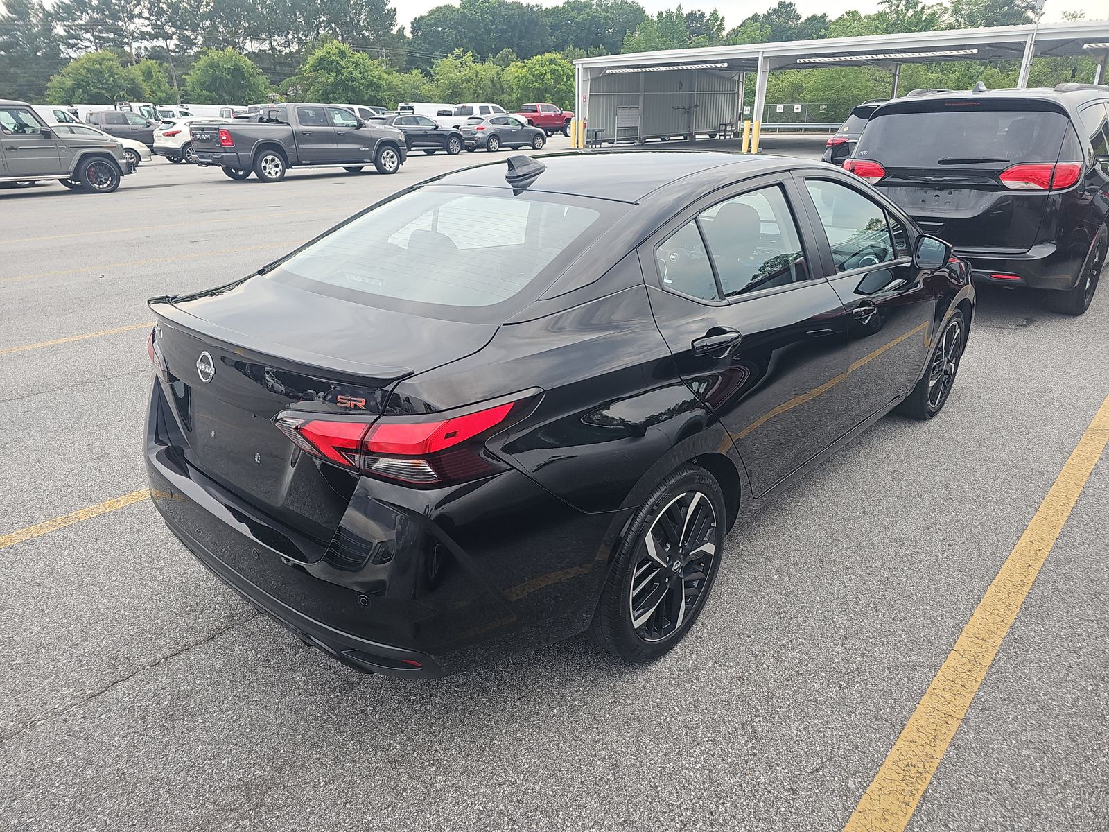 NISSAN VERSA - 5
