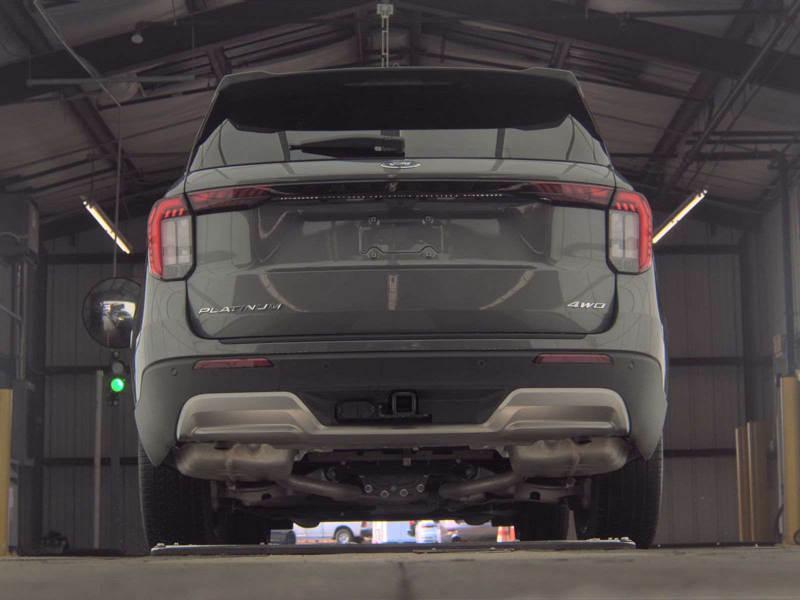FORD EXPLORER - 8