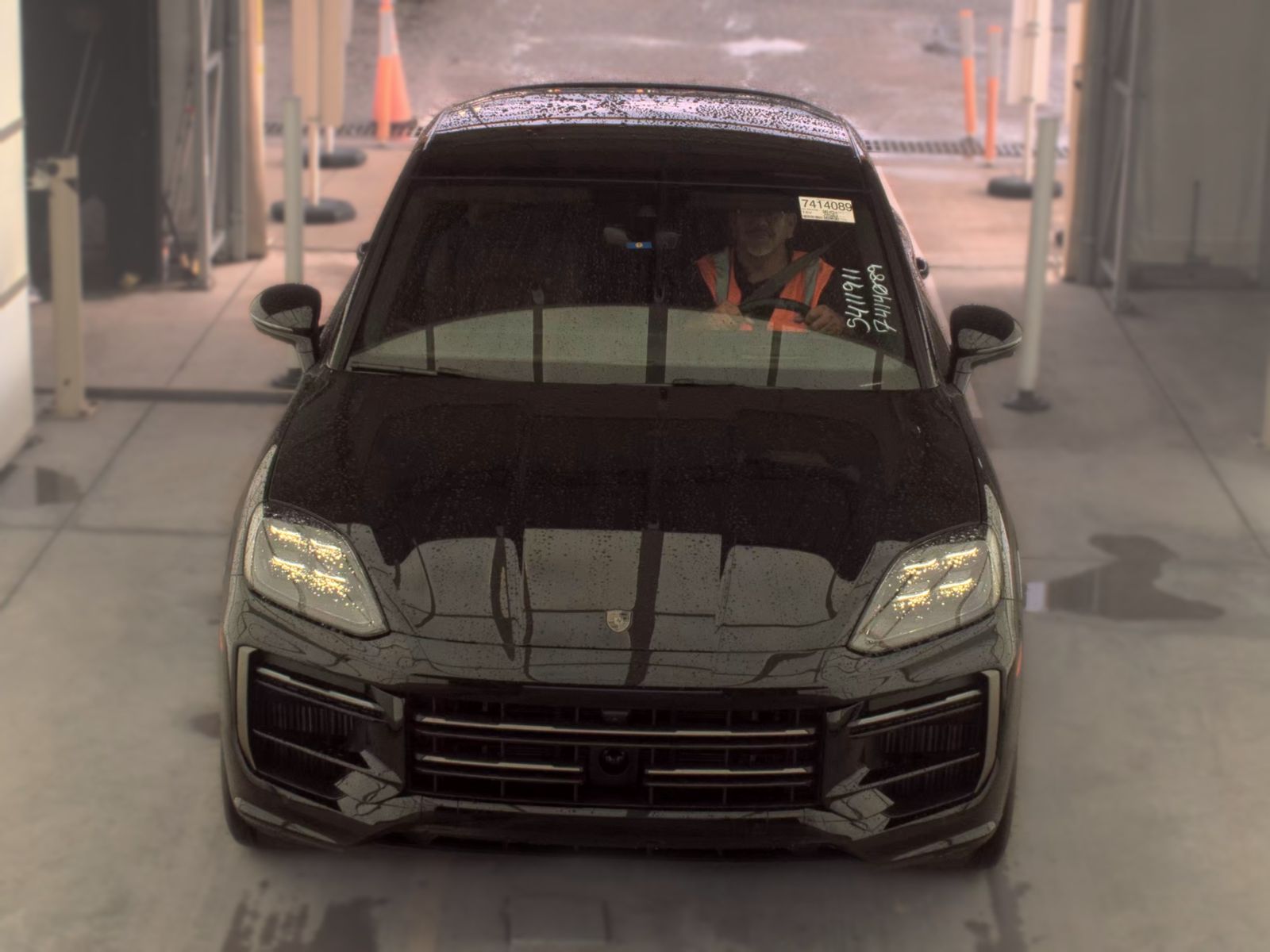 PORSCHE CAYENNE - 3