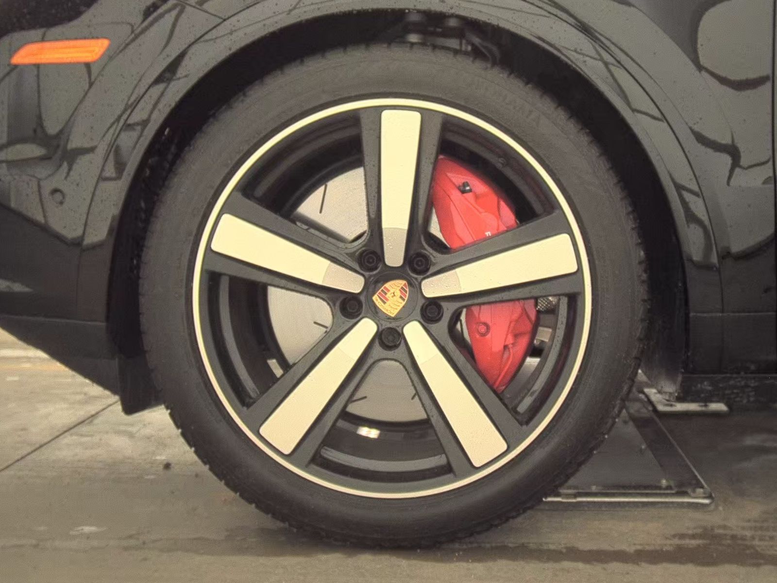 PORSCHE CAYENNE - 10