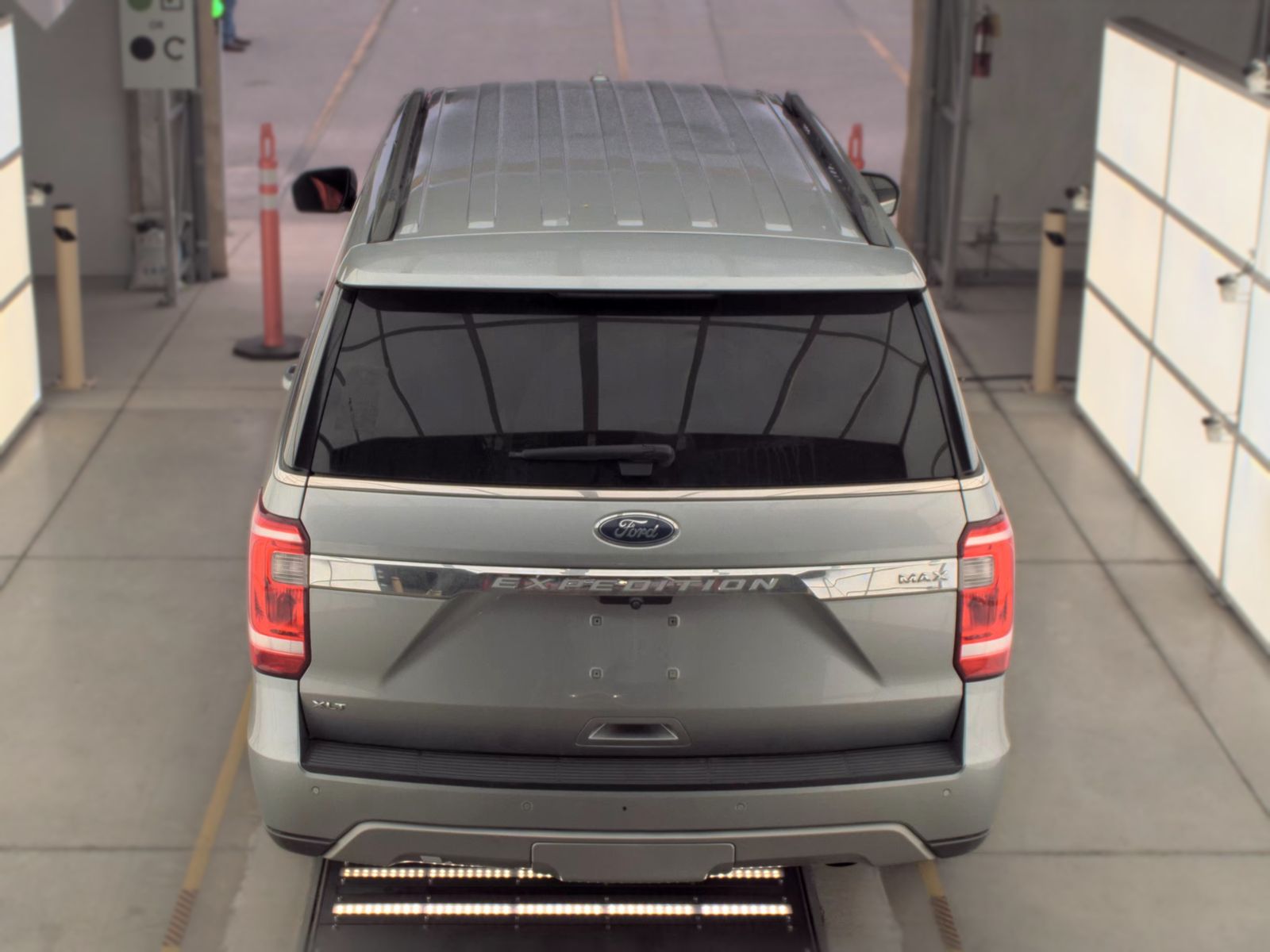 FORD EXPEDITION MAX - 7