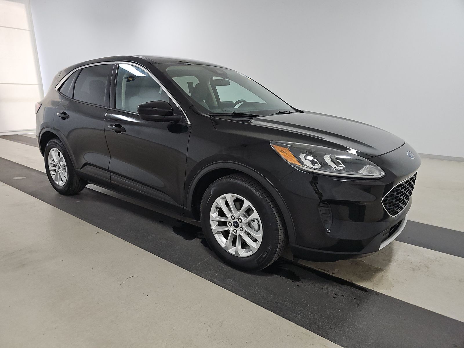 FORD ESCAPE - 4