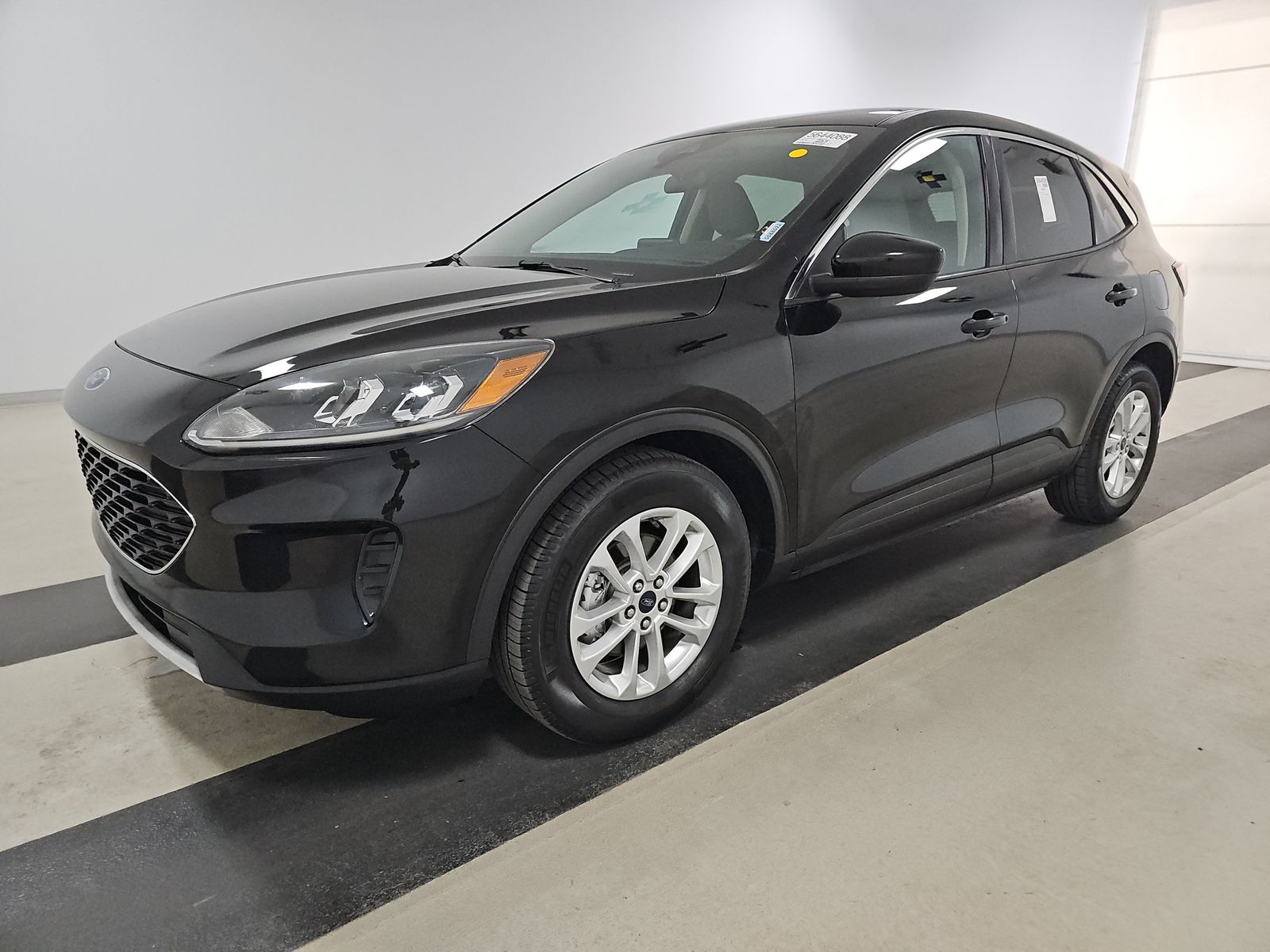 FORD ESCAPE - 1