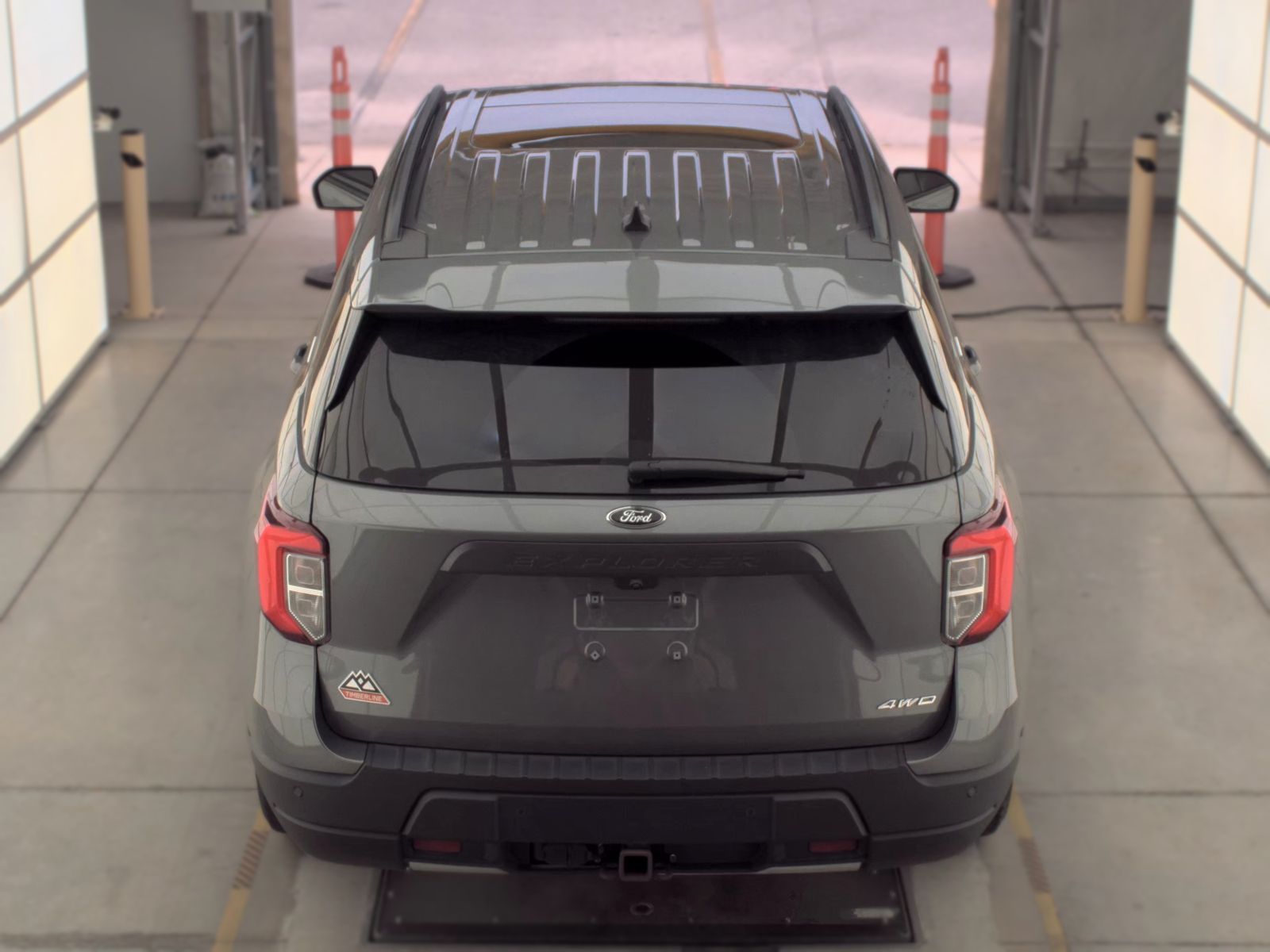 FORD EXPLORER - 7