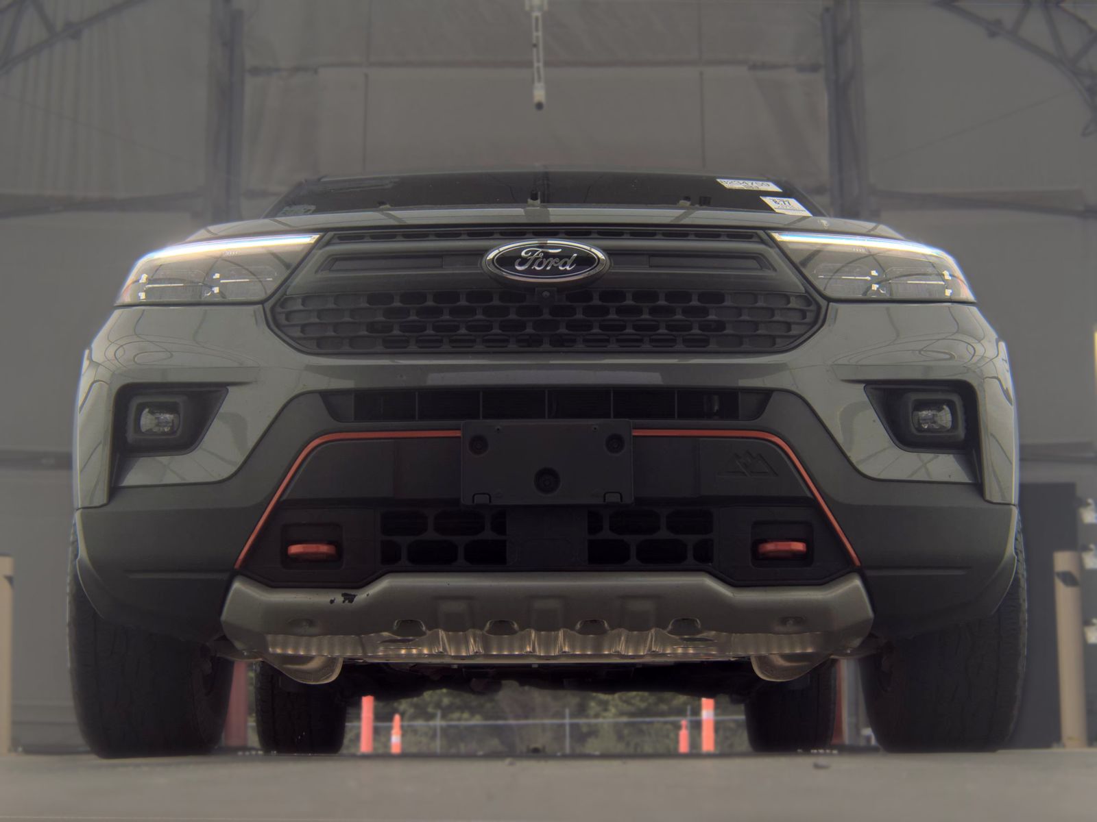 FORD EXPLORER - 4
