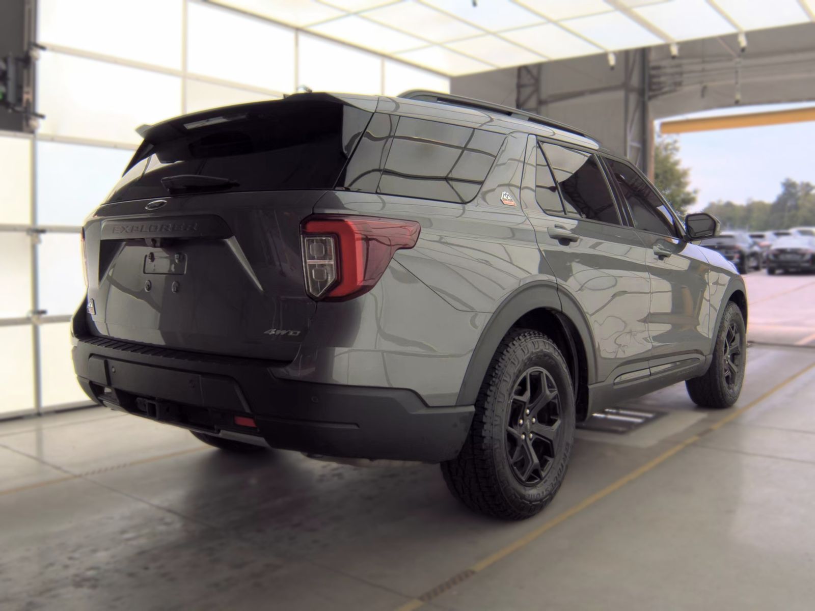 FORD EXPLORER - 6