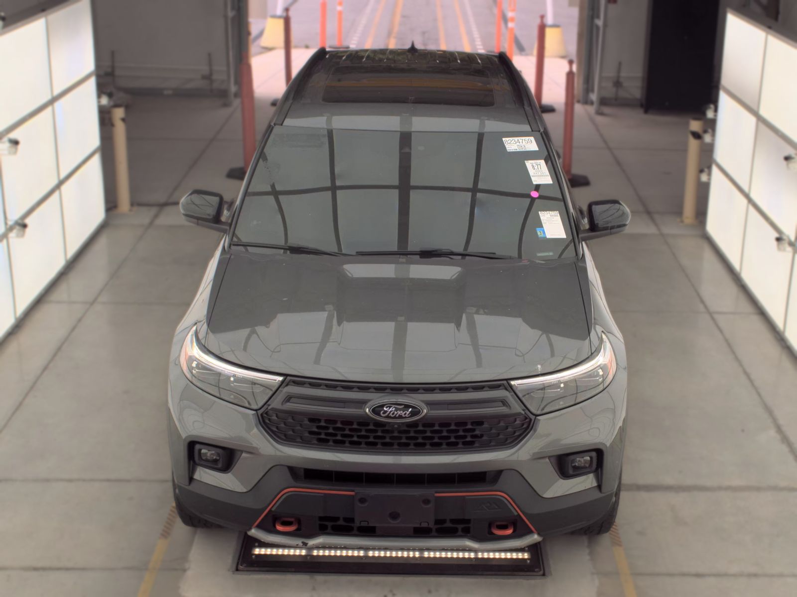 FORD EXPLORER - 3