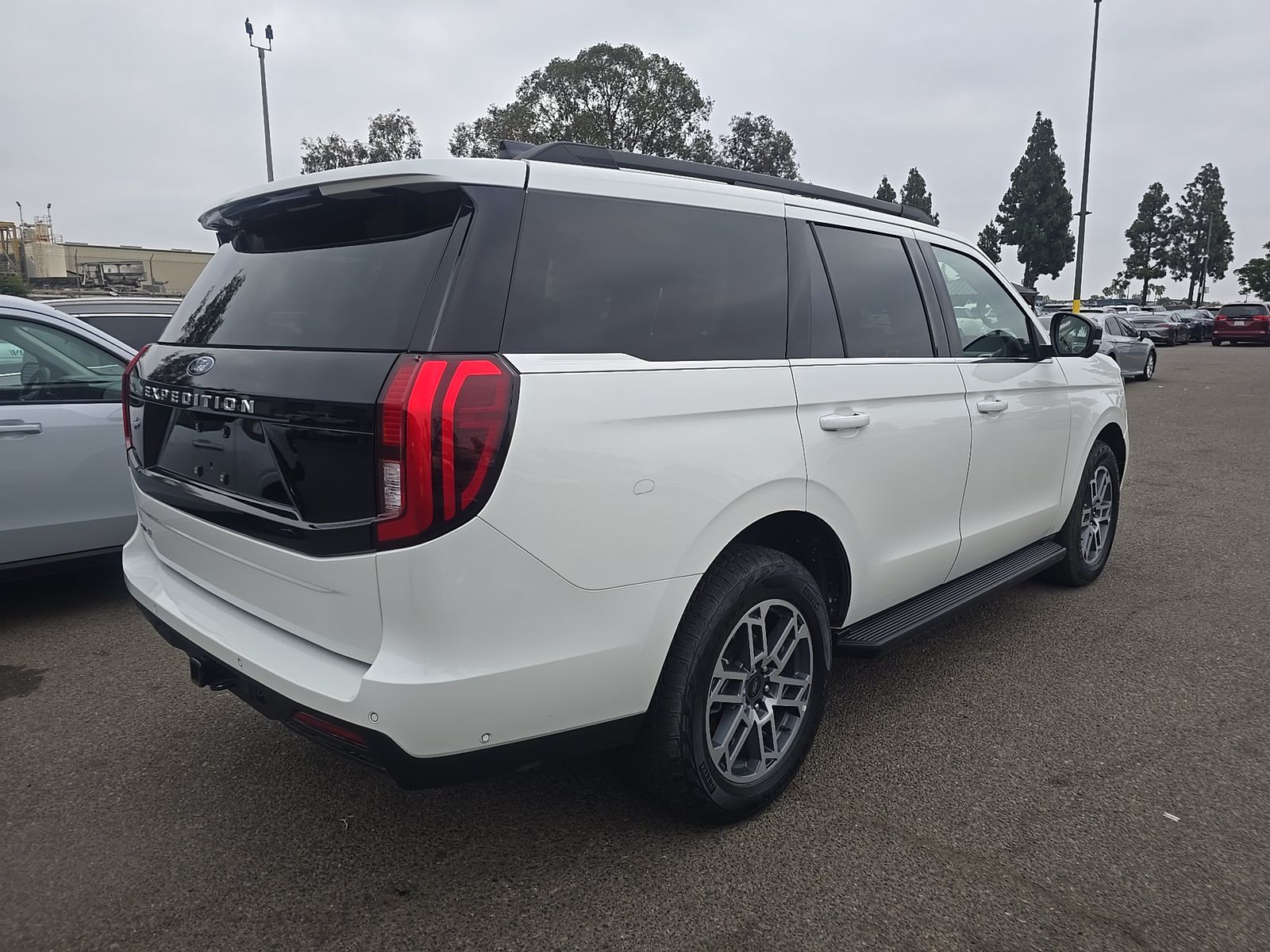 FORD EXPEDITION - 5