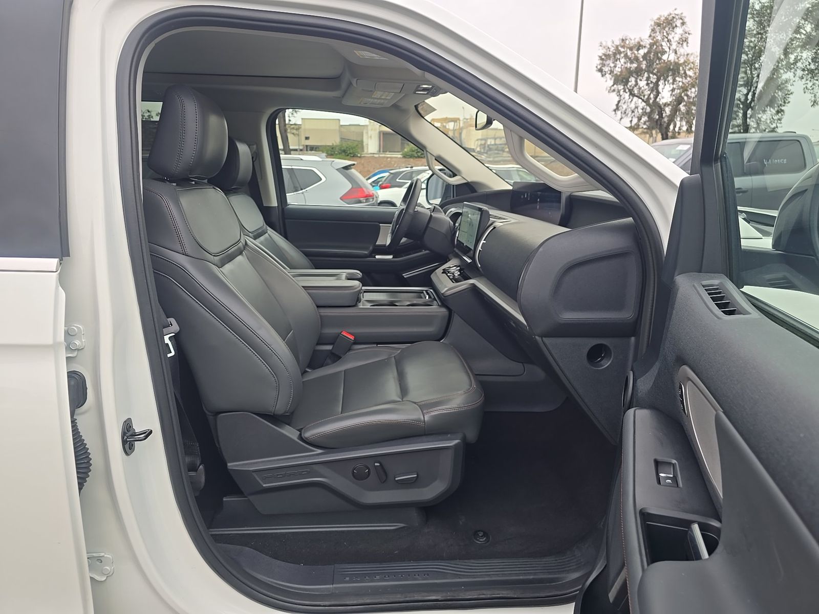 FORD EXPEDITION - 9