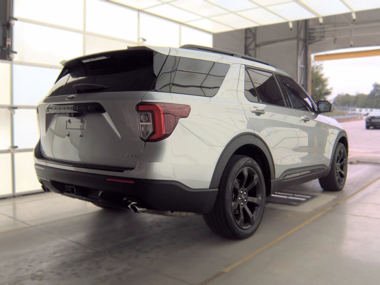 FORD EXPLORER - 5