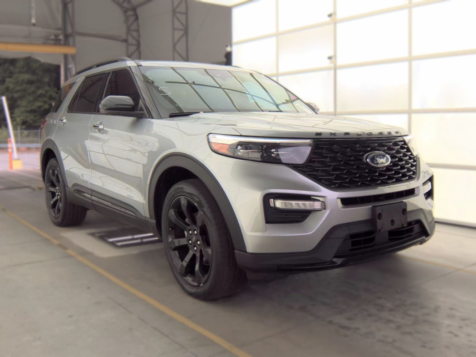 FORD EXPLORER - 4