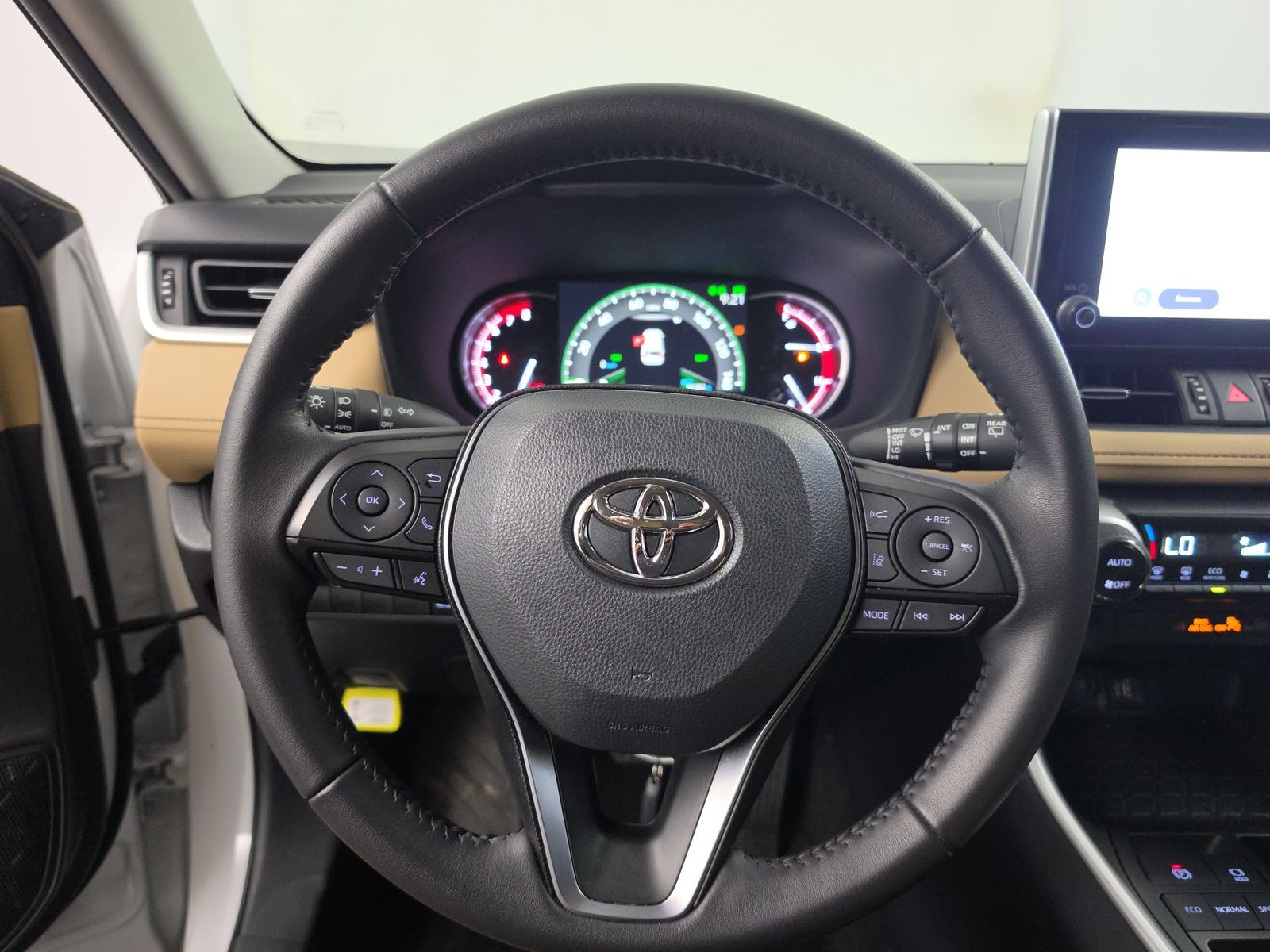 2025 Toyota RAV4 XLE Premium FWD