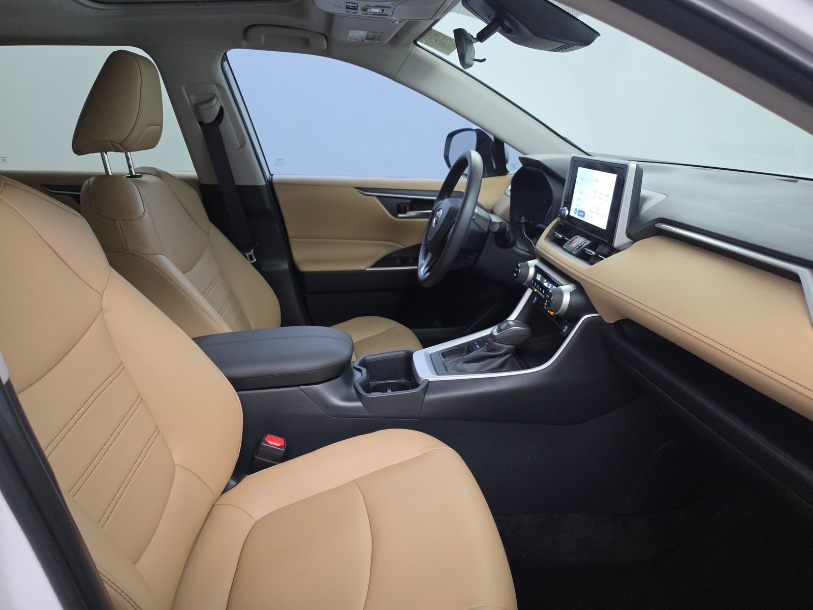 2025 Toyota RAV4 XLE Premium FWD