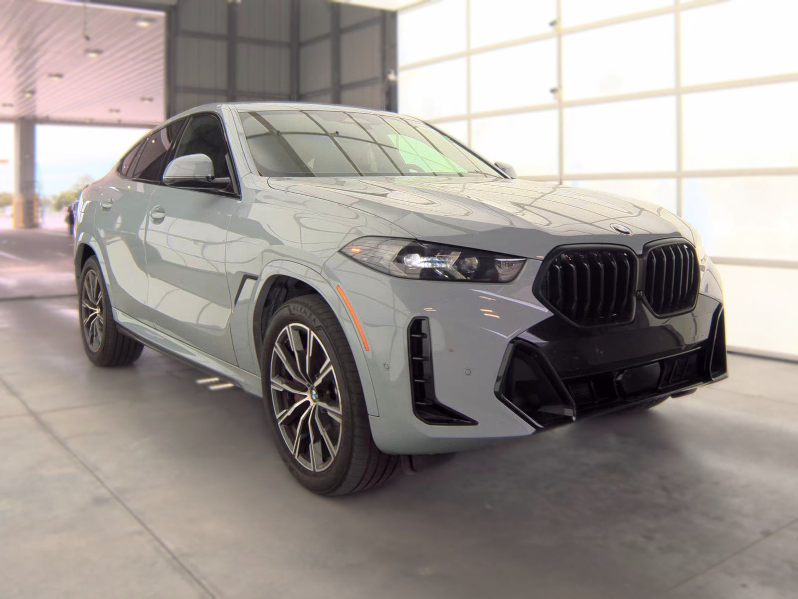 2025 BMW X6 xDrive40i AWD