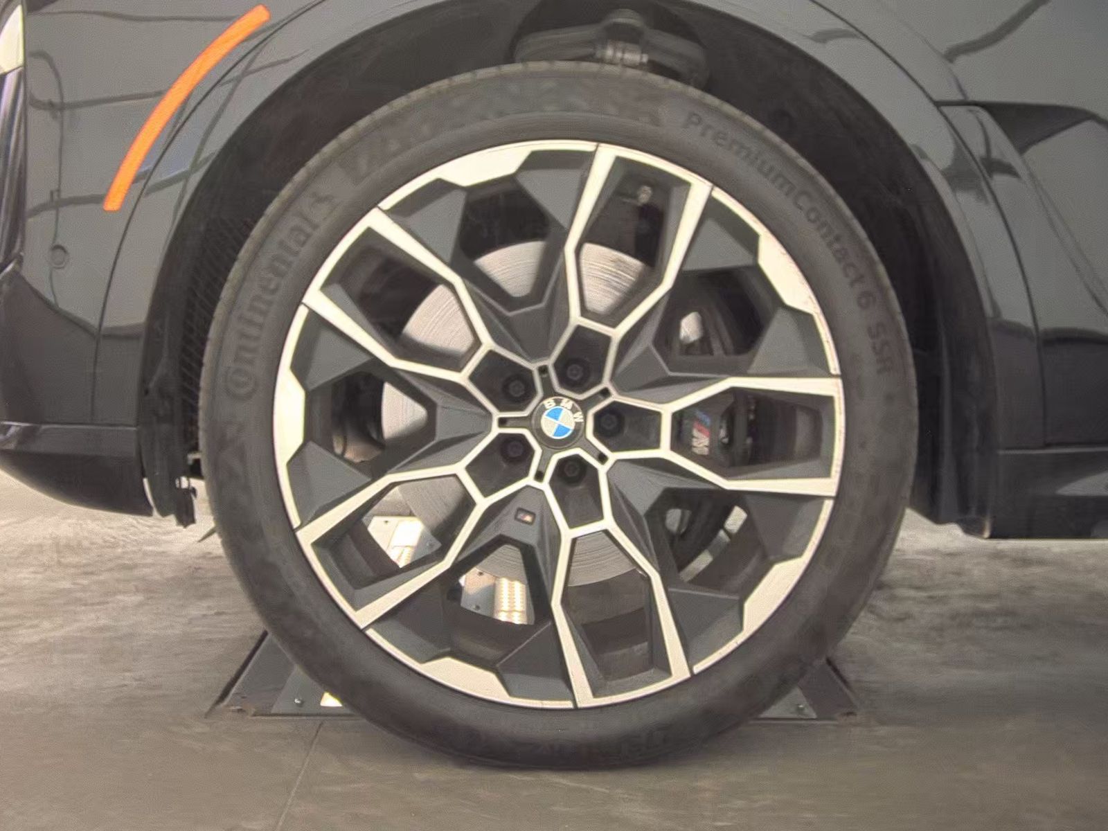 2026 BMW X7 M60i AWD