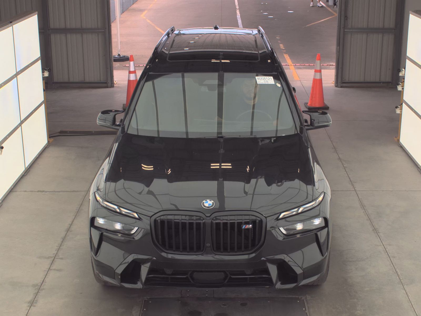 2026 BMW X7 M60i AWD