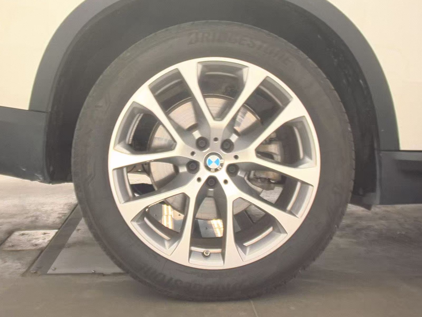 2025 BMW X5 xDrive40i AWD
