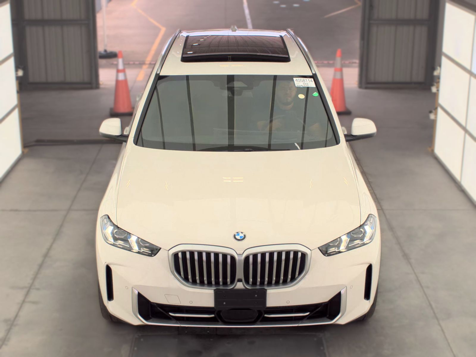 2025 BMW X5 xDrive40i AWD