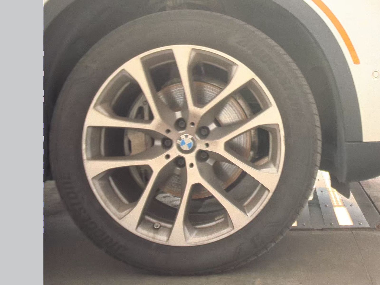2025 BMW X5 xDrive40i AWD