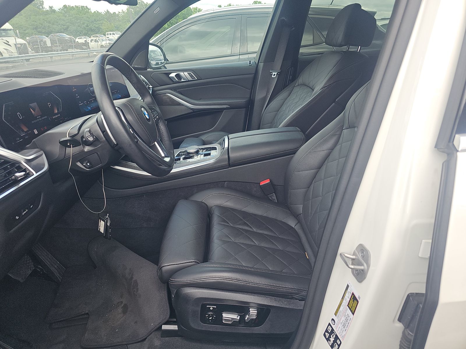 2025 BMW X5 xDrive40i AWD