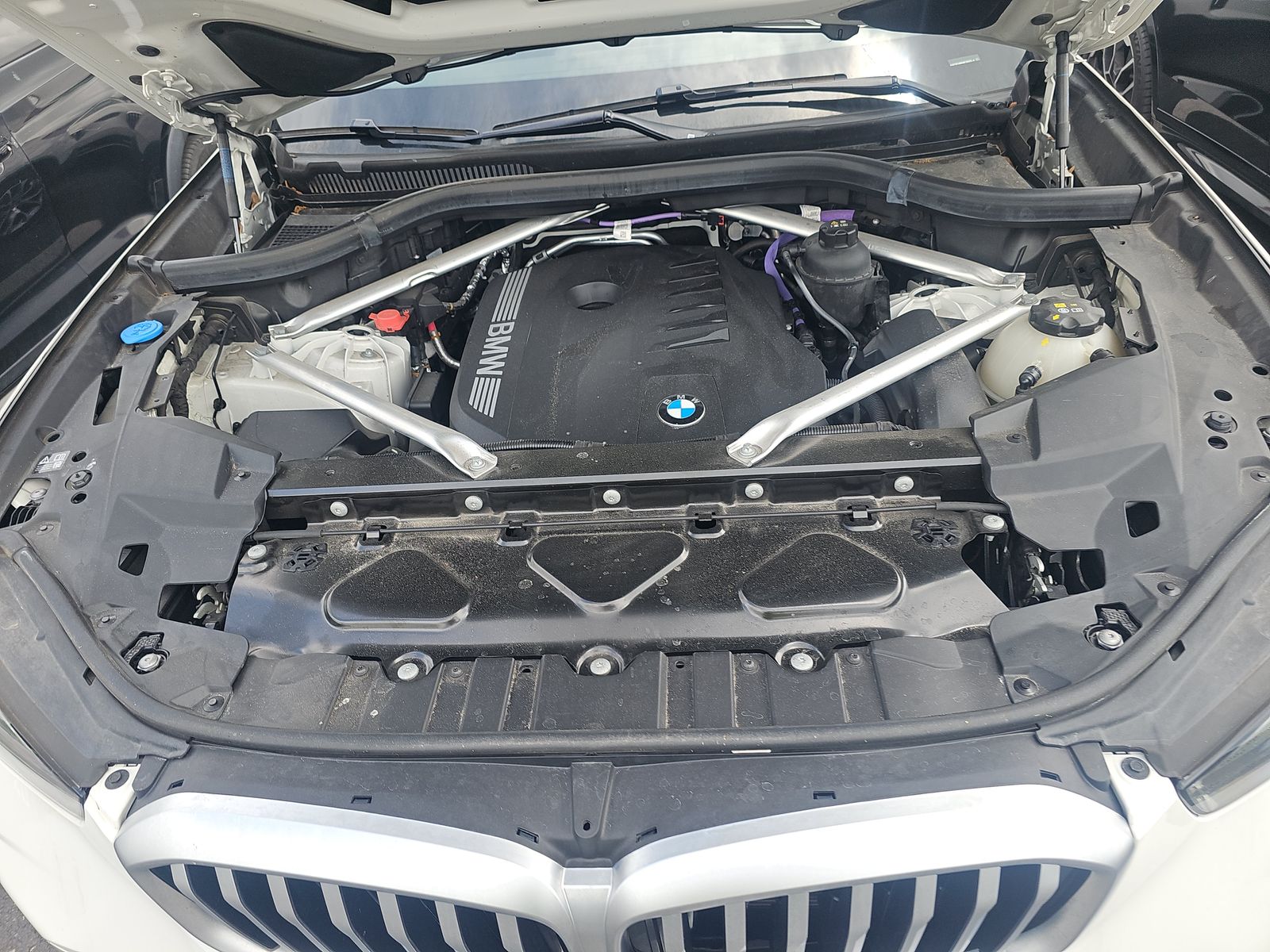 2025 BMW X5 xDrive40i AWD