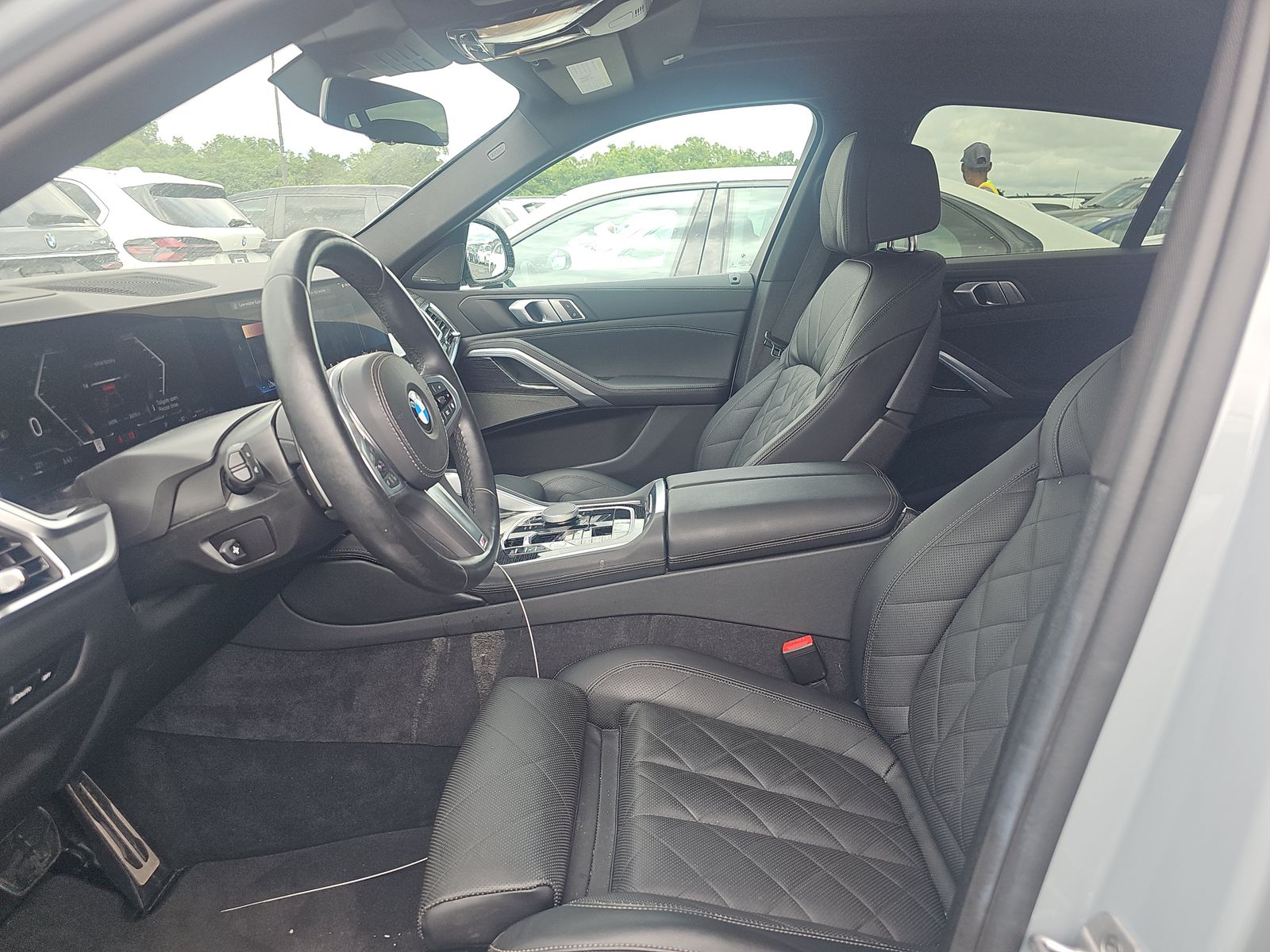 2025 BMW X6 xDrive40i AWD