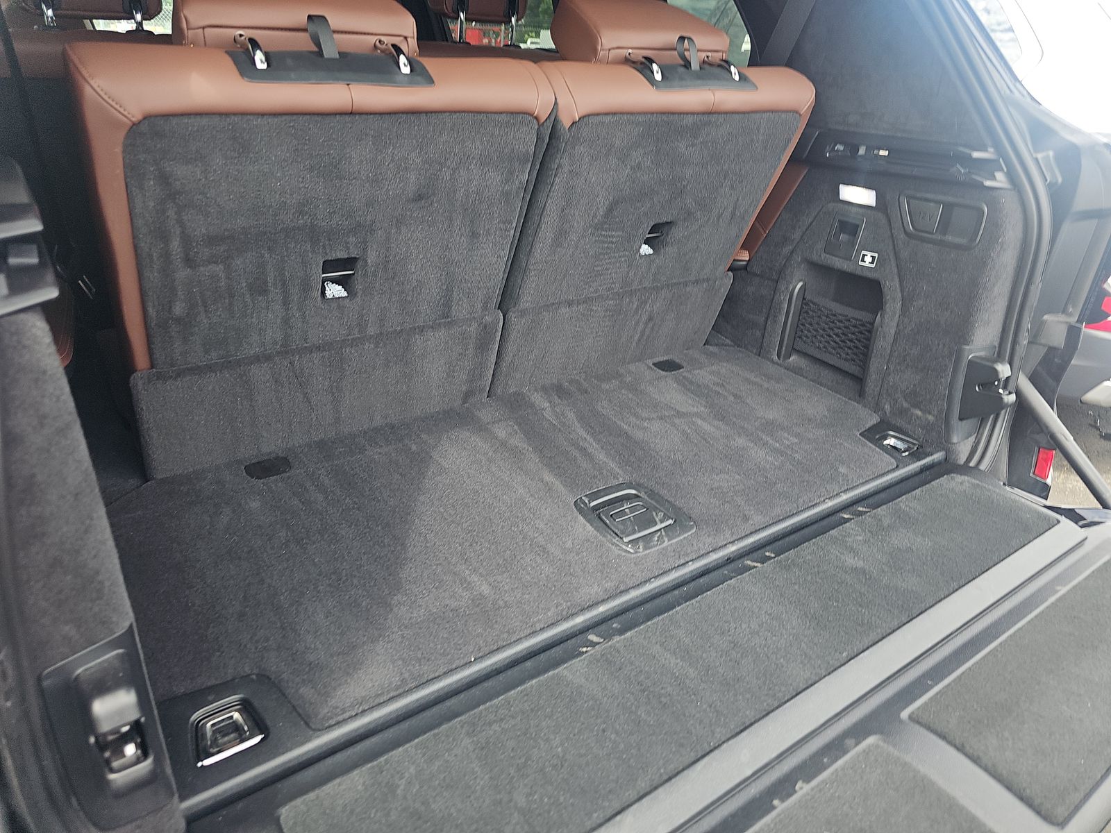 2026 BMW X7 M60i AWD