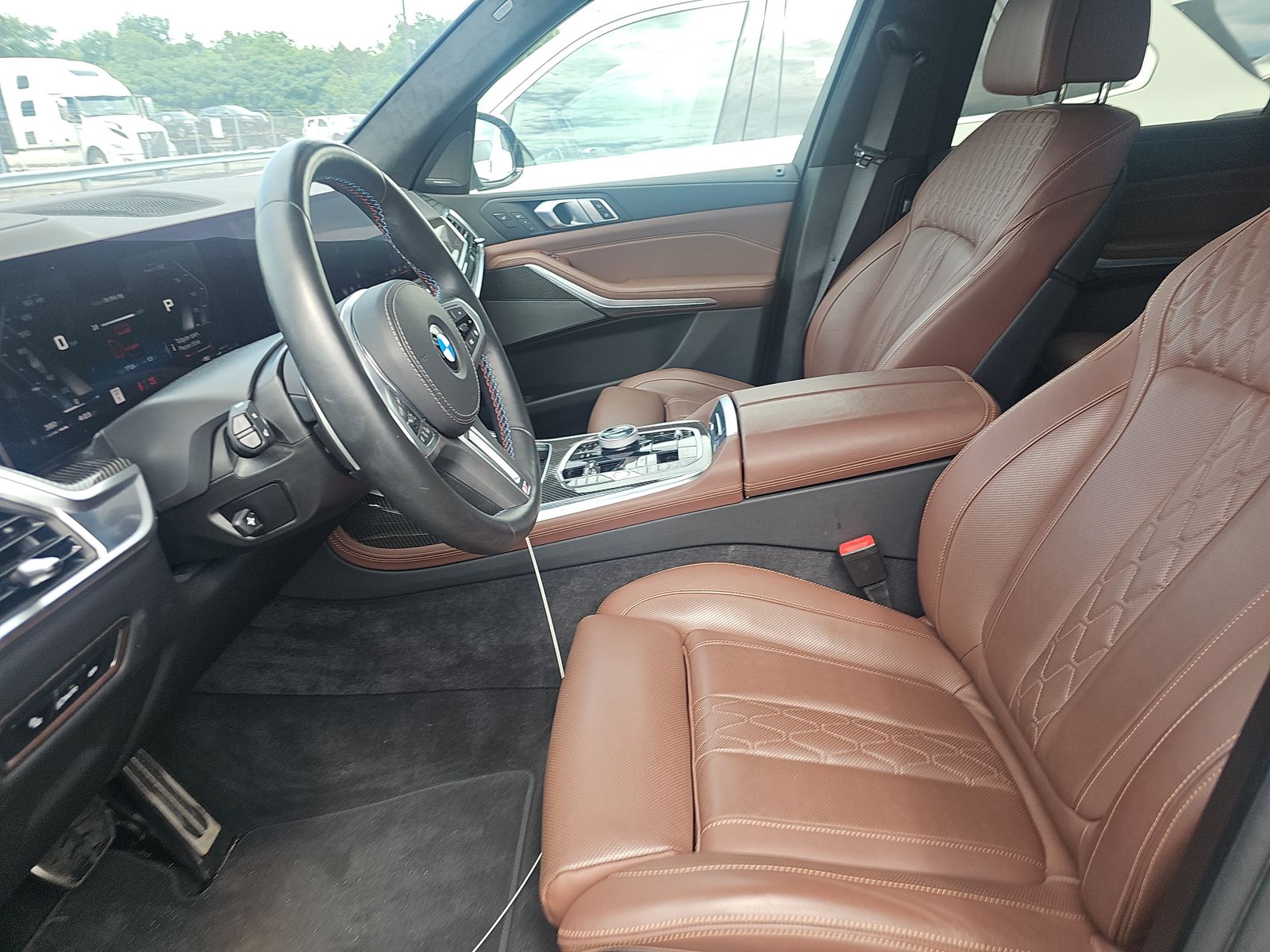 2026 BMW X7 M60i AWD
