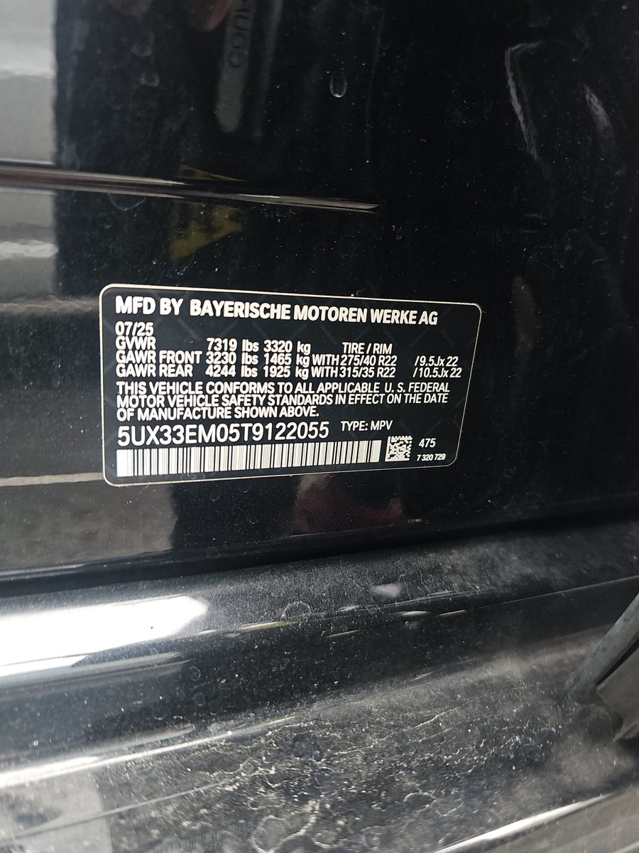 2026 BMW X7 M60i AWD