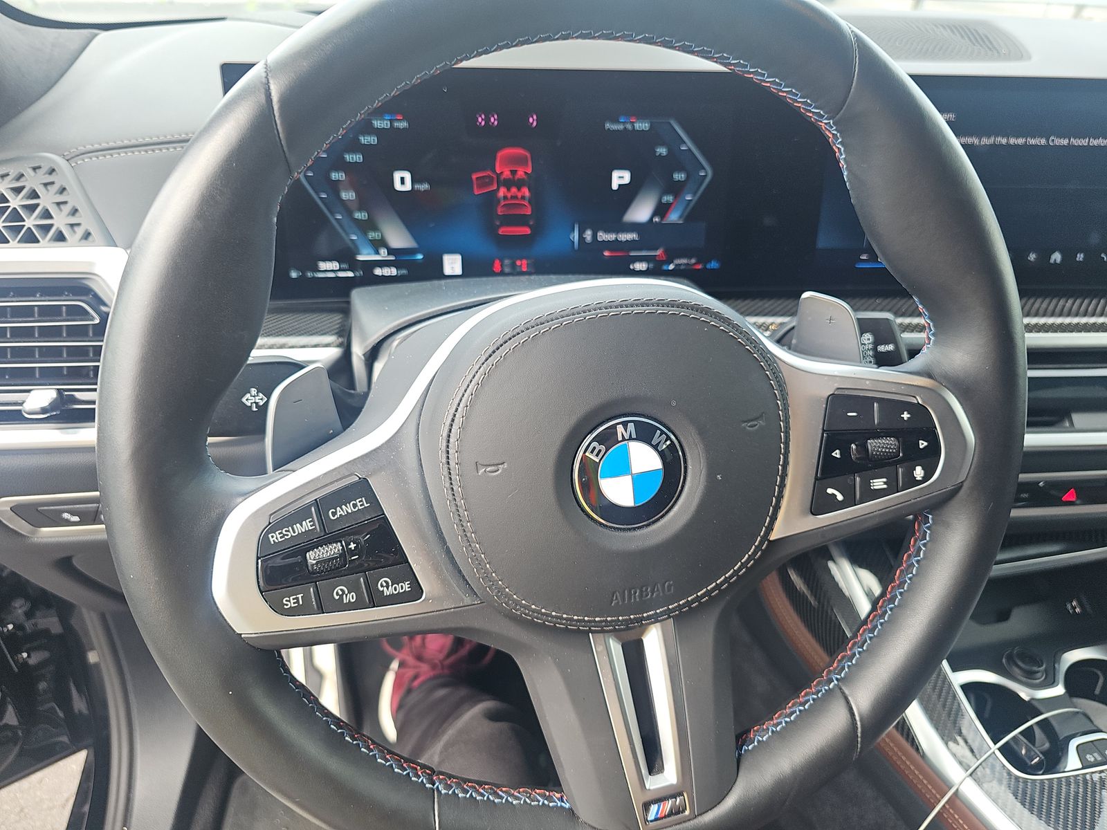 2026 BMW X7 M60i AWD