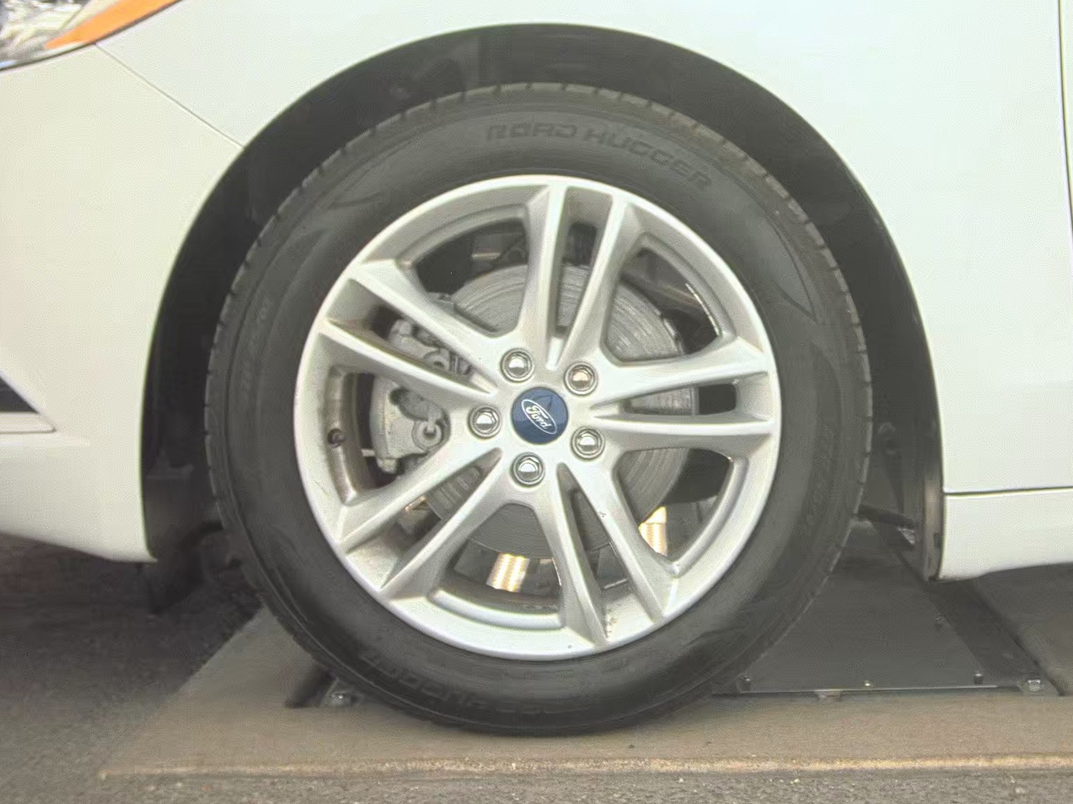 FORD FUSION - 10