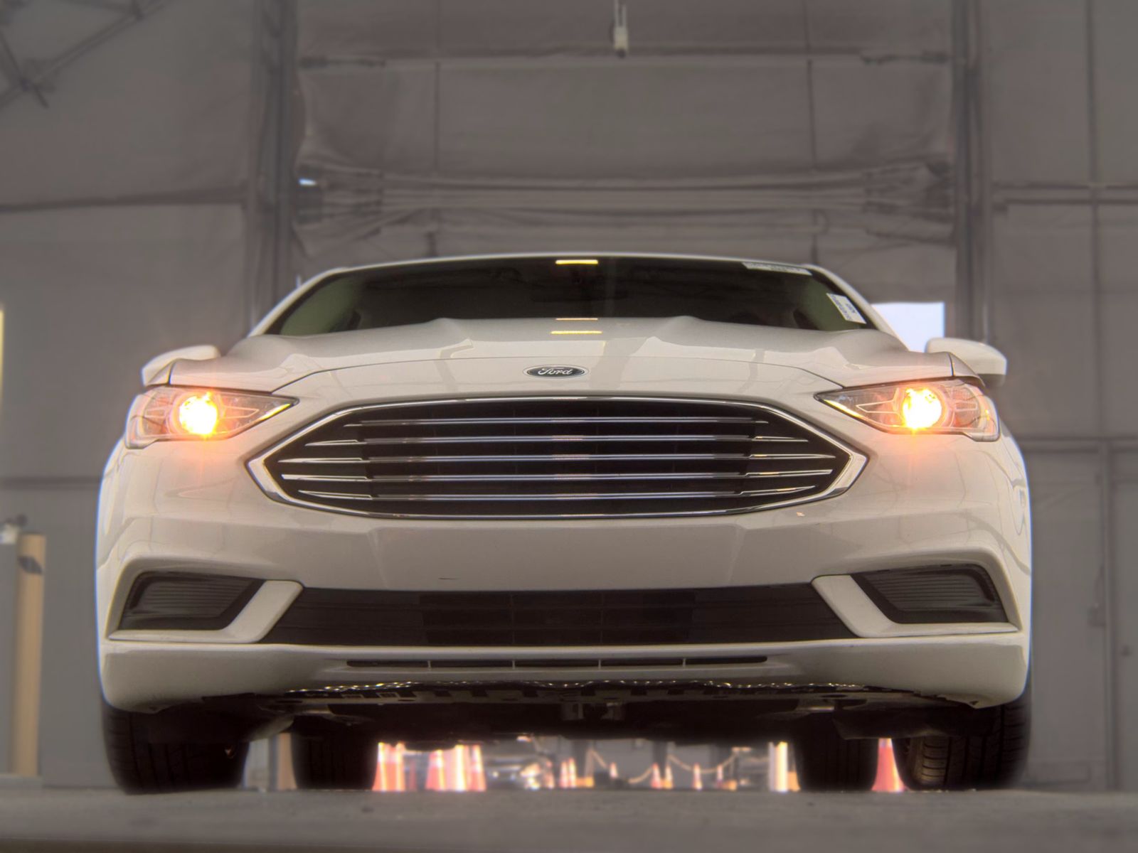 FORD FUSION - 4