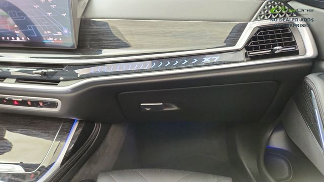 2024 BMW X7 xDrive40i AWD
