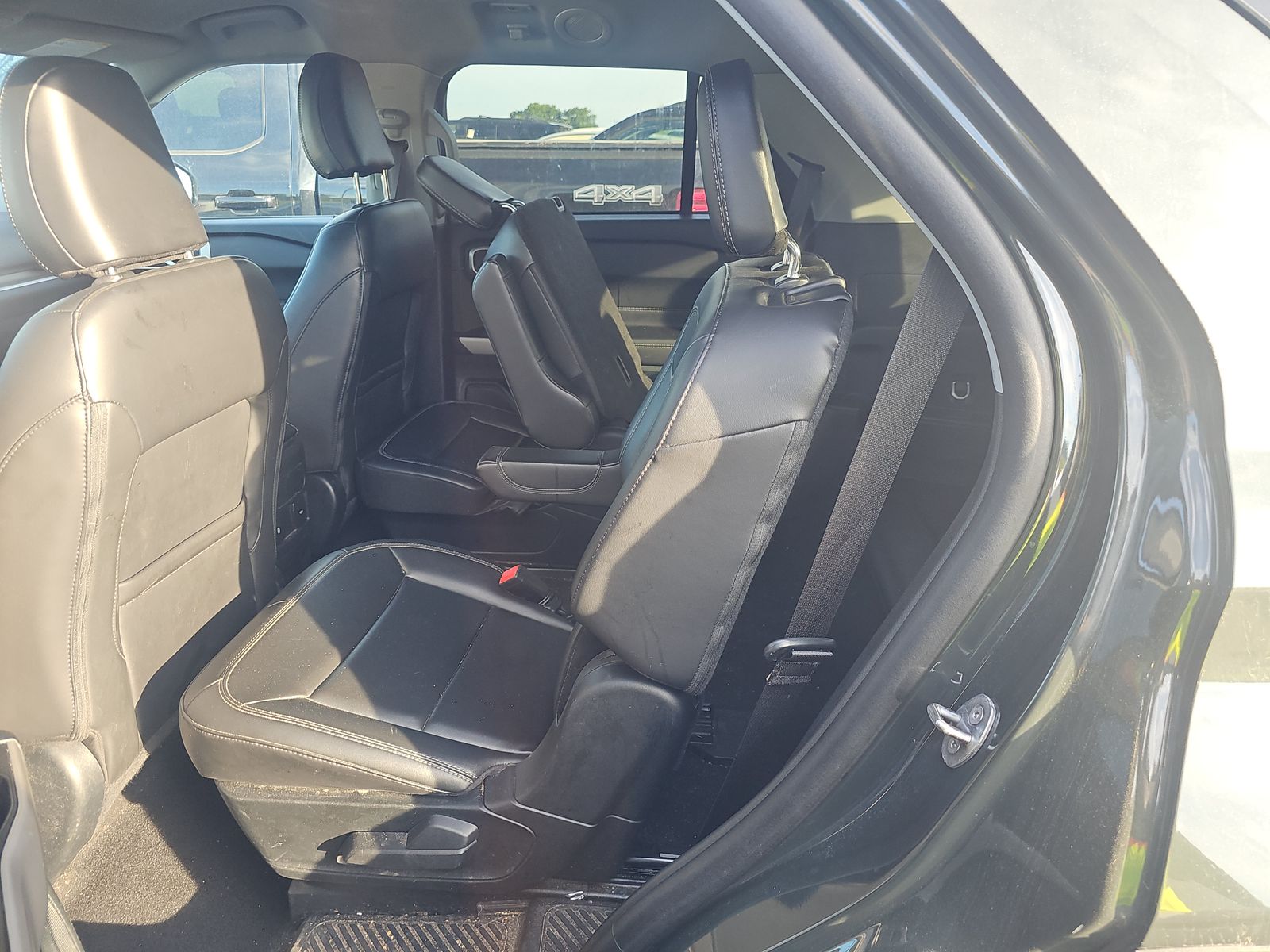 2024 Ford Explorer XLT AWD
