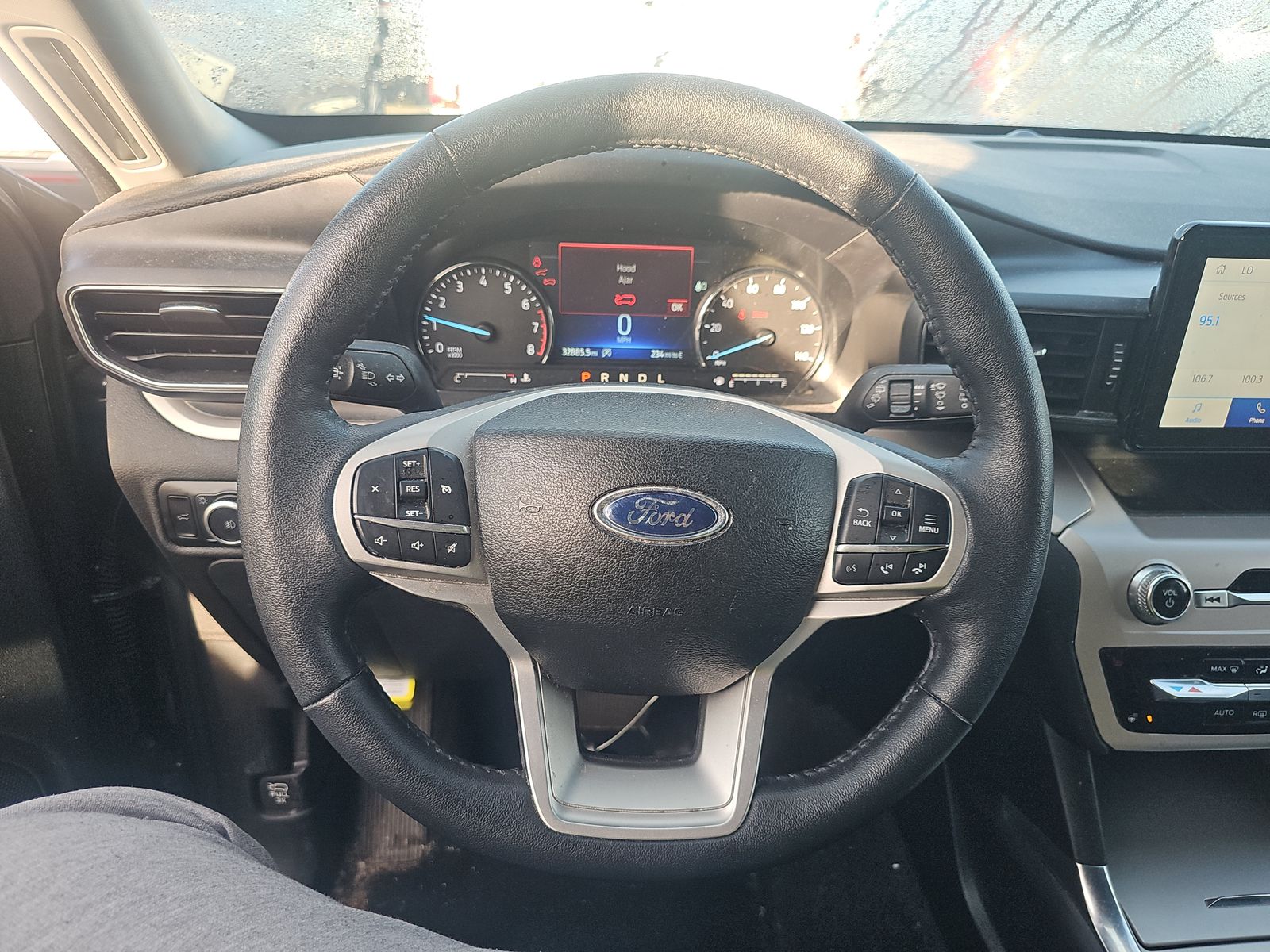 2024 Ford Explorer XLT AWD