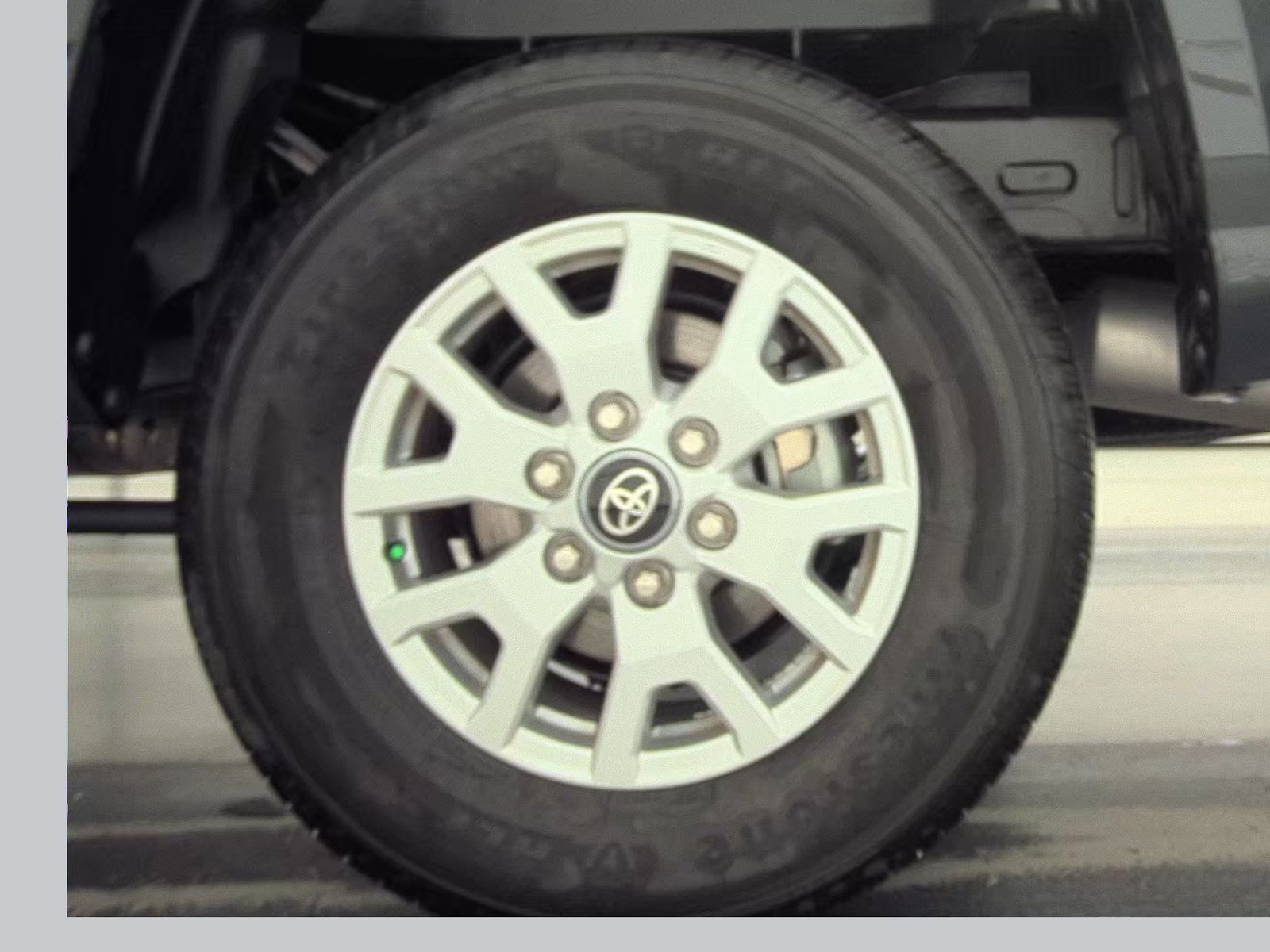 2026 Toyota Tacoma SR5 RWD