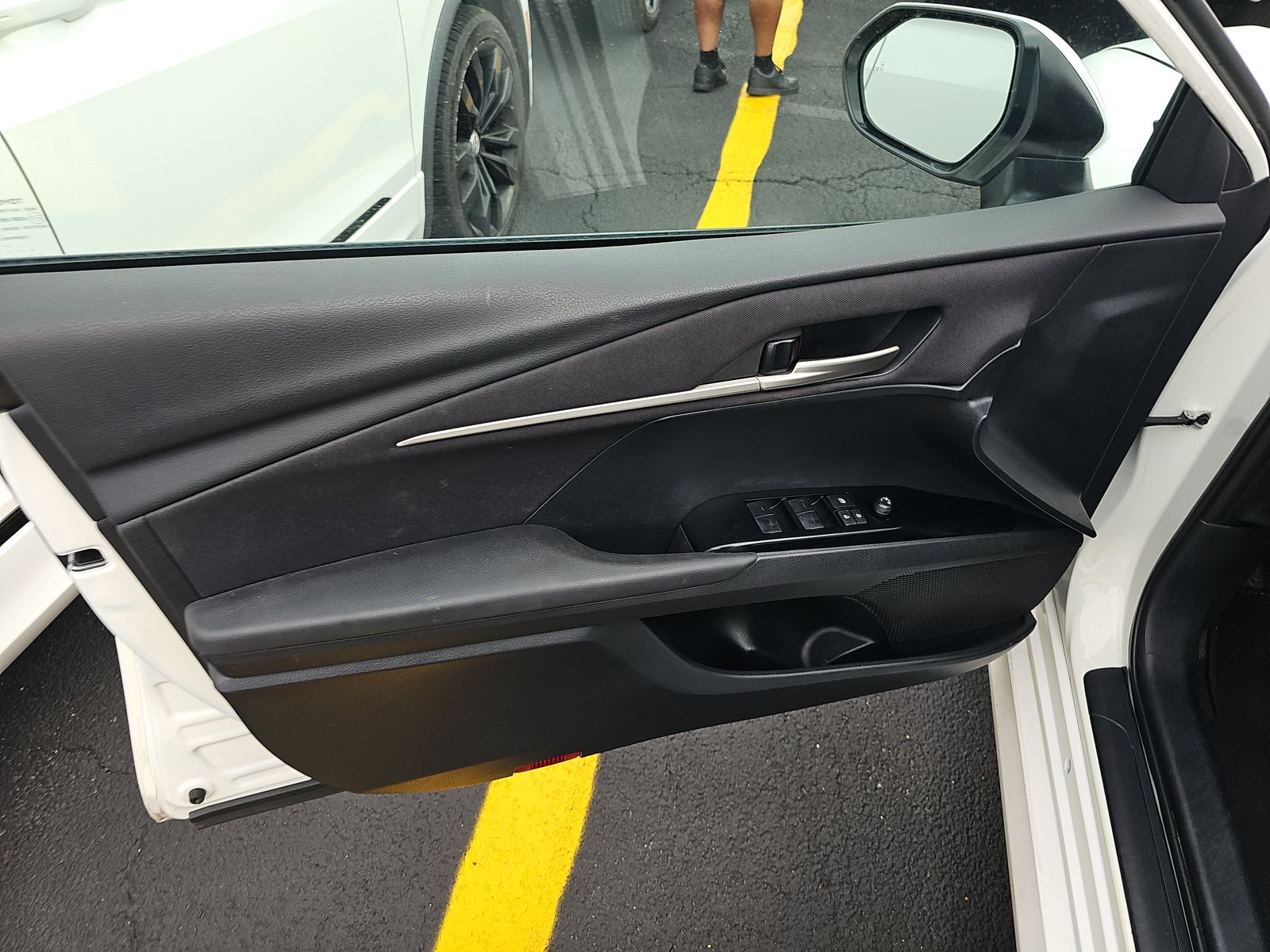 TOYOTA CAMRY - 10