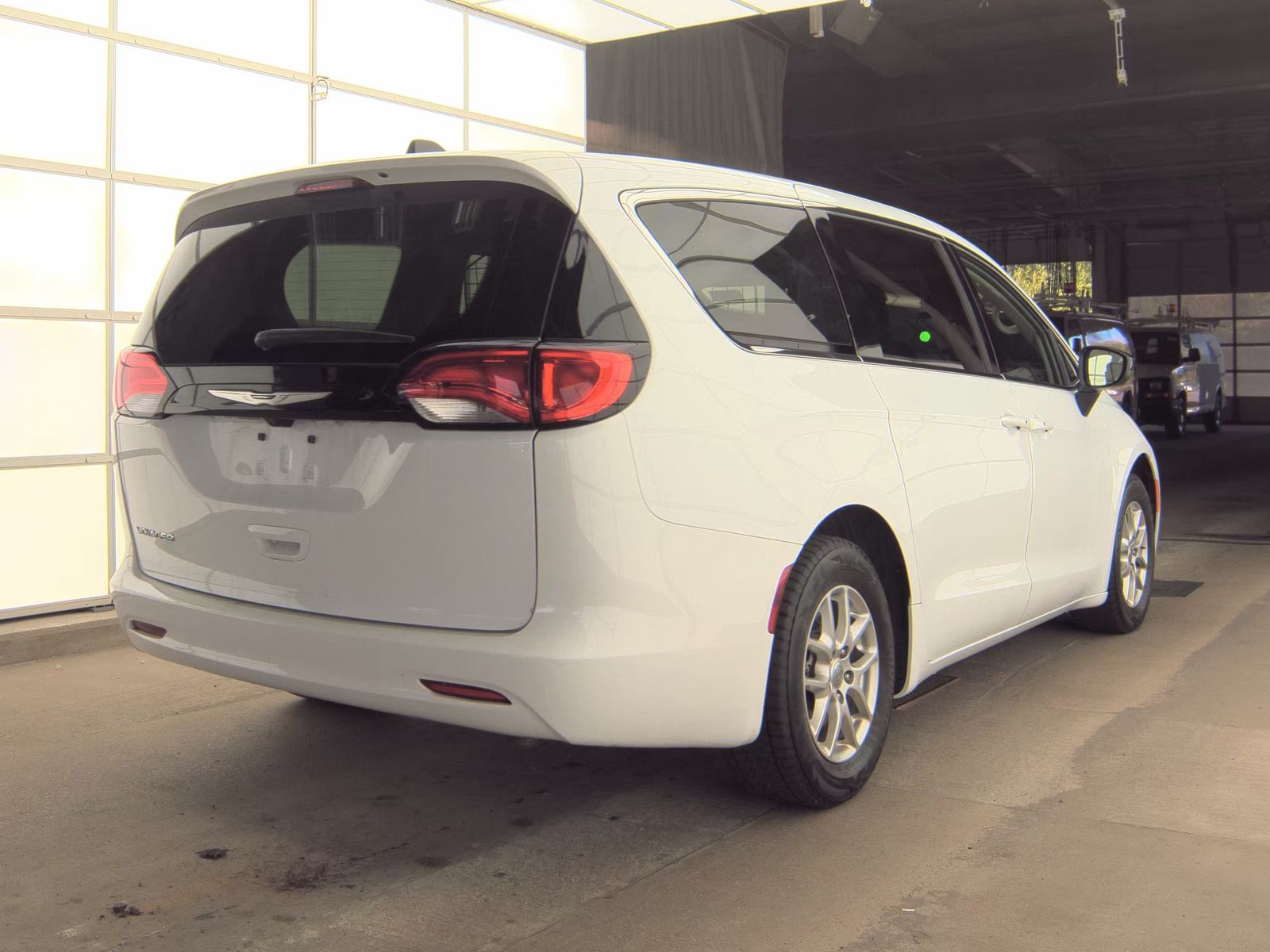 CHRYSLER VOYAGER - 6