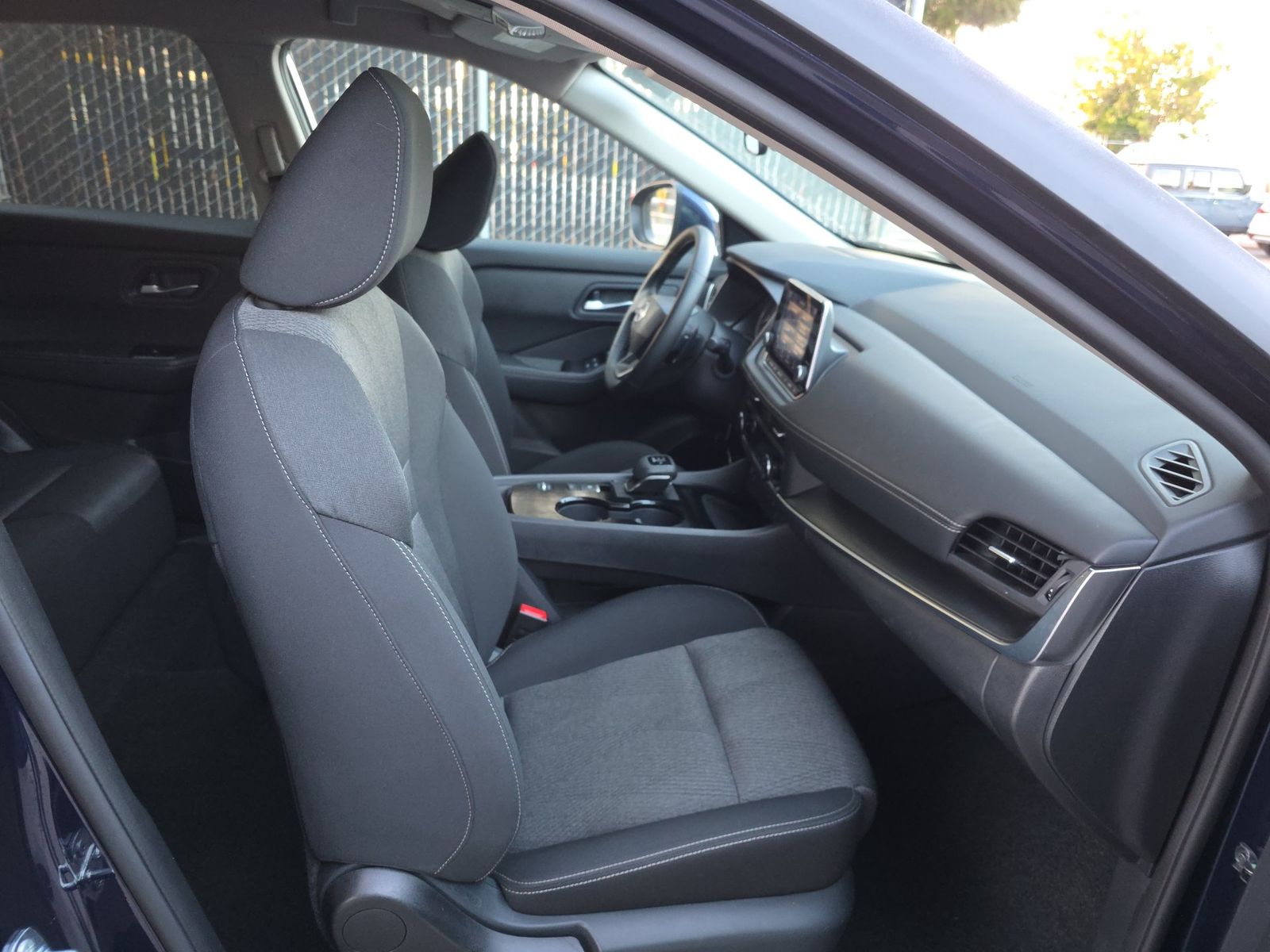 2025 Nissan Rogue SV FWD