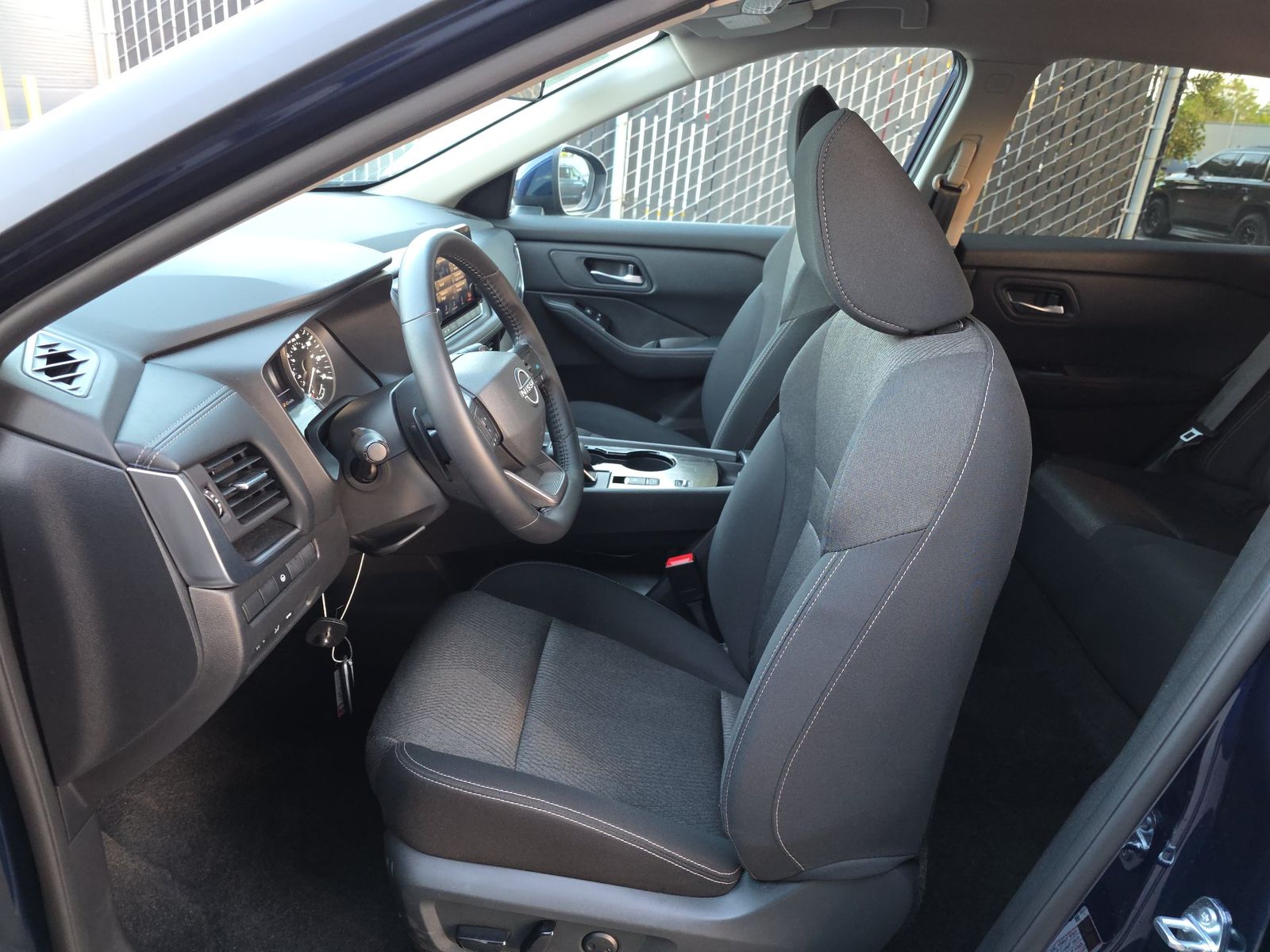 2025 Nissan Rogue SV FWD