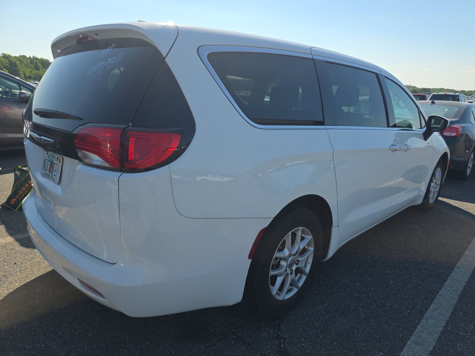 CHRYSLER VOYAGER - 5
