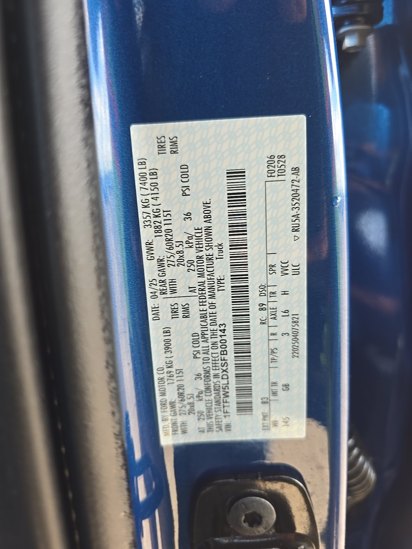 2025 Ford F-150 Hybrid Lariat AWD
