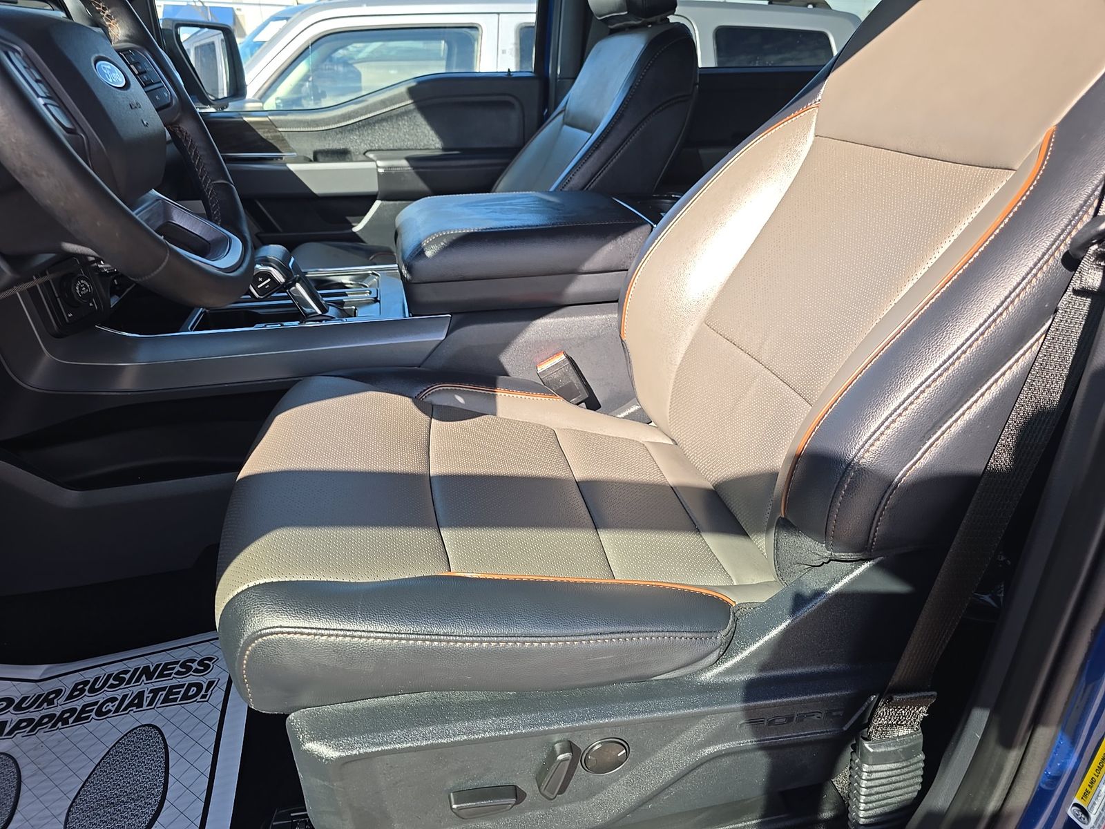 2025 Ford F-150 Hybrid Lariat AWD
