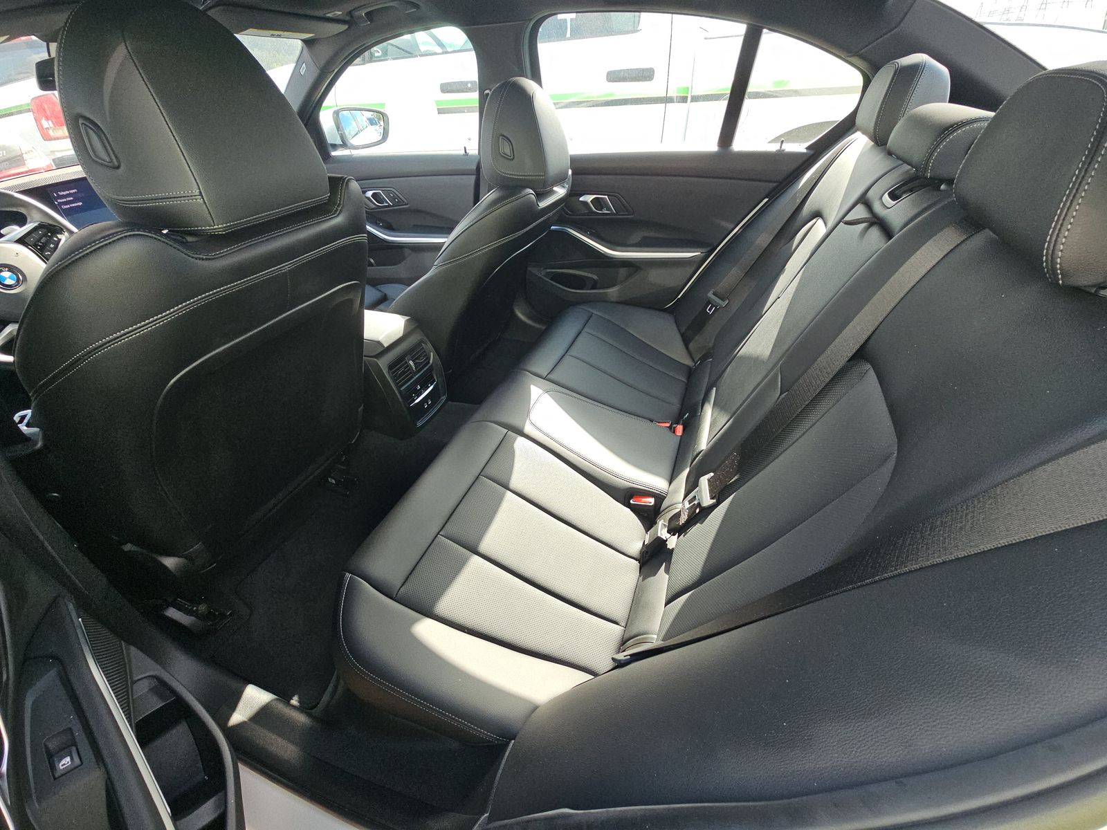 2025 BMW 3 Series 330i RWD