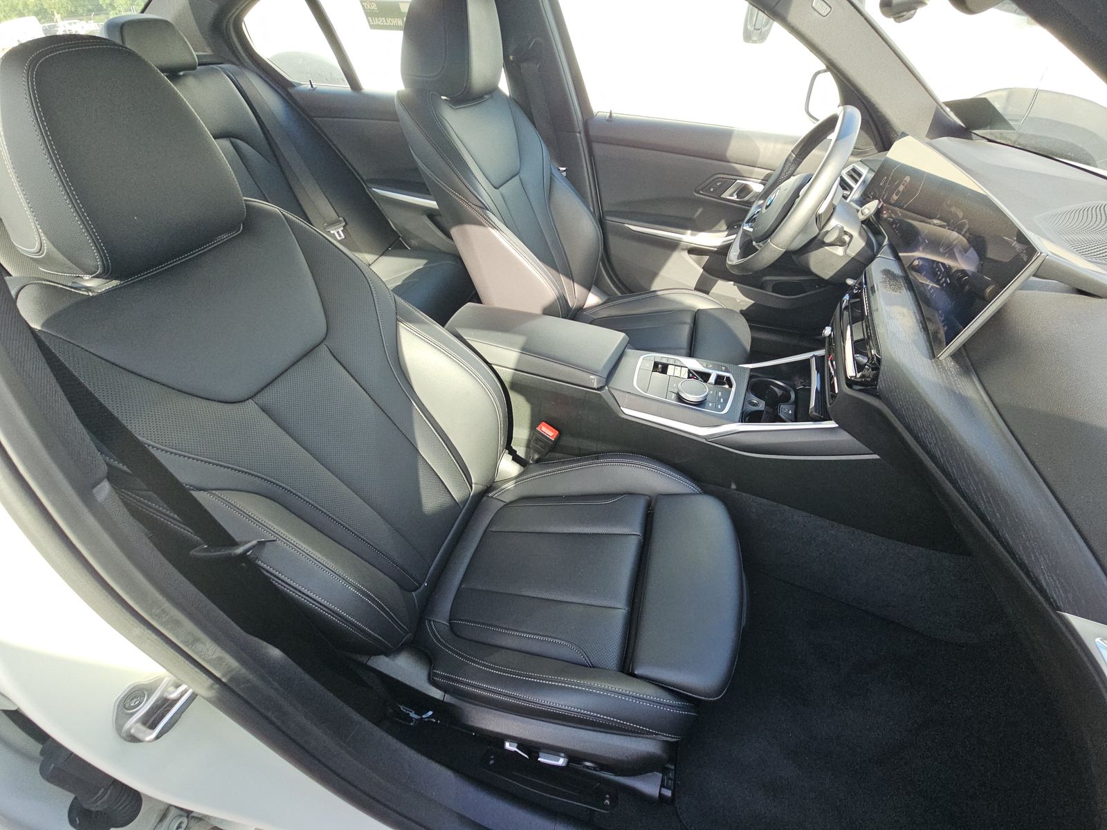 2025 BMW 3 Series 330i RWD